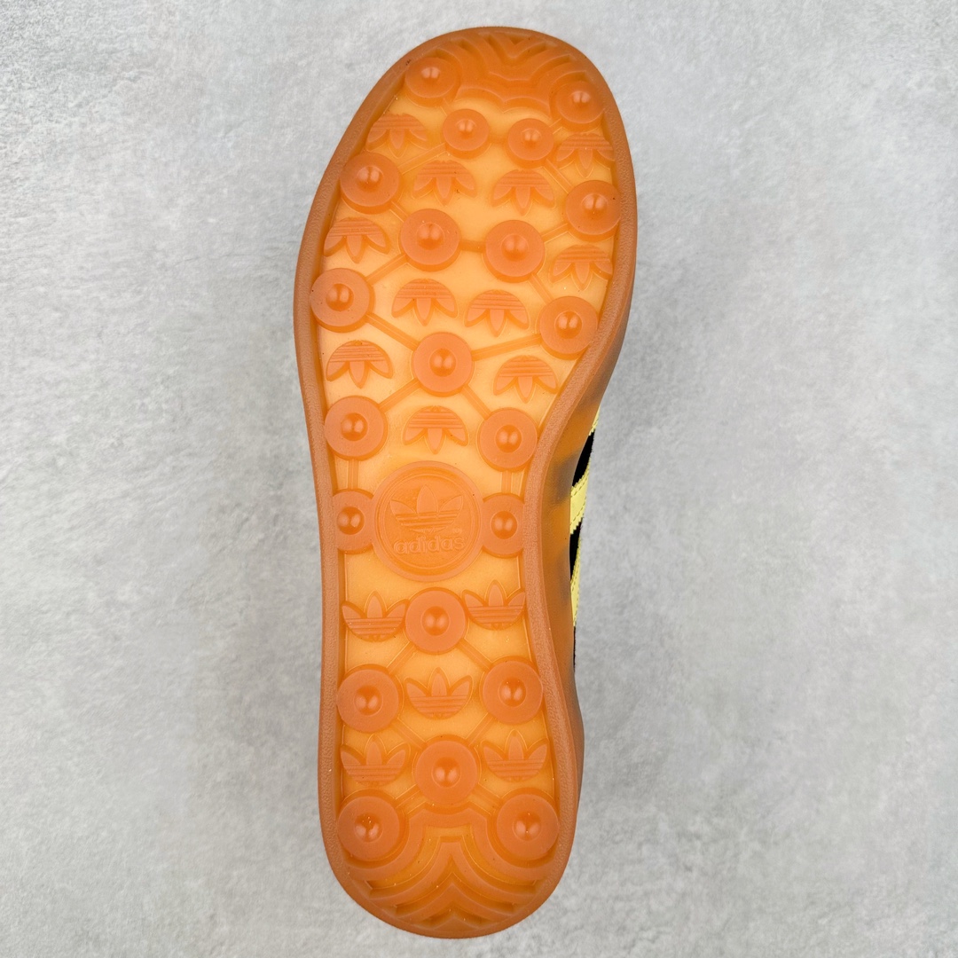 图片[9]-AD Gazelle Indoor Trainers 羚羊内训系列低帮复古百搭休闲运动德训风板鞋 IF4490 90年代经典的复刻版！自60年代以足球训练鞋面世以来,Gazelle就以其经典设计席卷全球。1991年版本的复刻,再造经典Gazelle。采用皮革打造,搭配浊色细节,让这款经典更加简约。尺码：36 36⅔ 37⅓ 38 38⅔ 39⅓ 40 40⅔ 41⅓ 42 42⅔ 43⅓ 44 45-选品中心