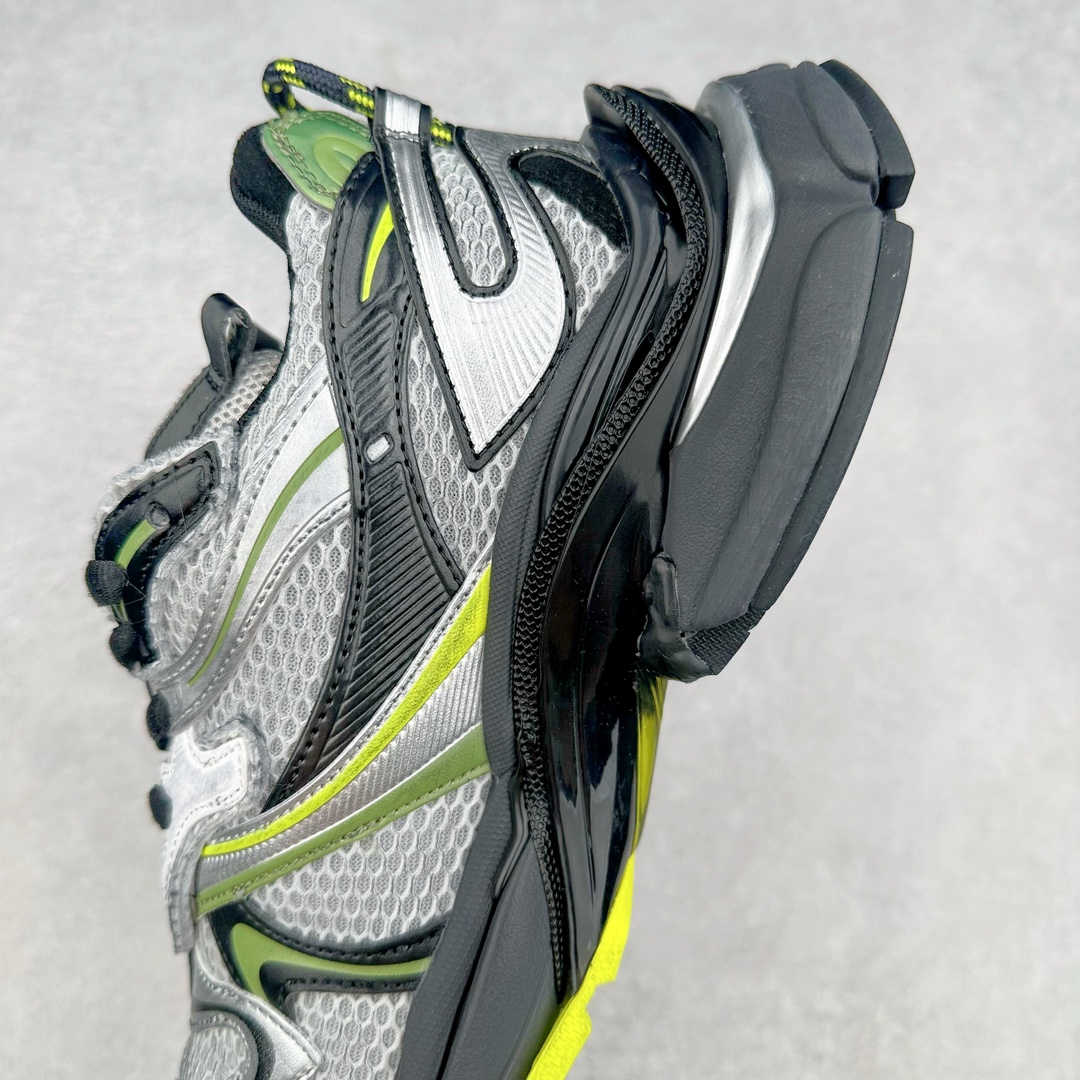 图片[7]-＃纯原 BALENCIAGA Runner Sneaker 巴黎世家七代慢跑系列低帮复古野跑潮流运动鞋老爹鞋 尼龙和网布材质 磨损效果 鞋头边缘印有尺码 背面浮印尺码 外侧印有跑者徽标 鞋舌刺绣 Balenciaga 品牌标识 鞋跟背面 Balenciaga品牌标识 材质采用65%聚氨酯、35%聚酯纤维 全新 Runner 鞋型轮廓借鉴于 2000 年初的复古线条 搭载大网眼面料制成鞋面基础，由粉色、白色尼龍与橡胶质地覆盖鞋面诠释线条感 当中透过几道手缝线与折损痕更是精准的掌握历经时间淬炼的破旧痕迹 延续其手法至鞋领、鞋跟、鞋带、中底等部分均饰有破损及脏污之貌 尤其是鞋领处与鞋带孔眼条更是采用不规则做旧技术将内容物泡棉随机露出 尺码：35 36 37 38 39 40 41 42 43 44 45 46-选品中心