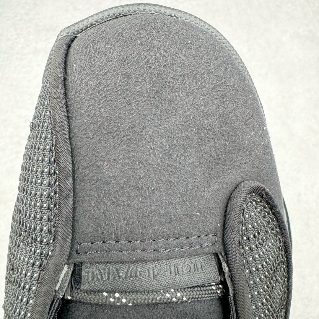 图片[14]-＃纯原福利 之前6XX Air Jordan AJ13 Retro 黑猫 414571-011 圈内最强13代 目前可过各类鉴定或无法鉴定 裸鞋随意操作 外贸特供批次 原楦原档案数据开模打造 公司渠道原装全息3D猫眼 原鞋开发 版型近乎零偏差 采购原厂皮料 LOGO五金部件高价开发私模 杜绝一眼假版本 原厂档案开模大底 共3层贴合工艺 三层中间加入海玻璃缓震鞋垫 大底采用进口一次MD而非市面二次MD低价原料成型 进口MD材料异味较少比原鞋还少 市面异味大刺鼻 尺码：40 40.5 41 42 42.5 43 44 44.5 45 46 47.5-选品中心