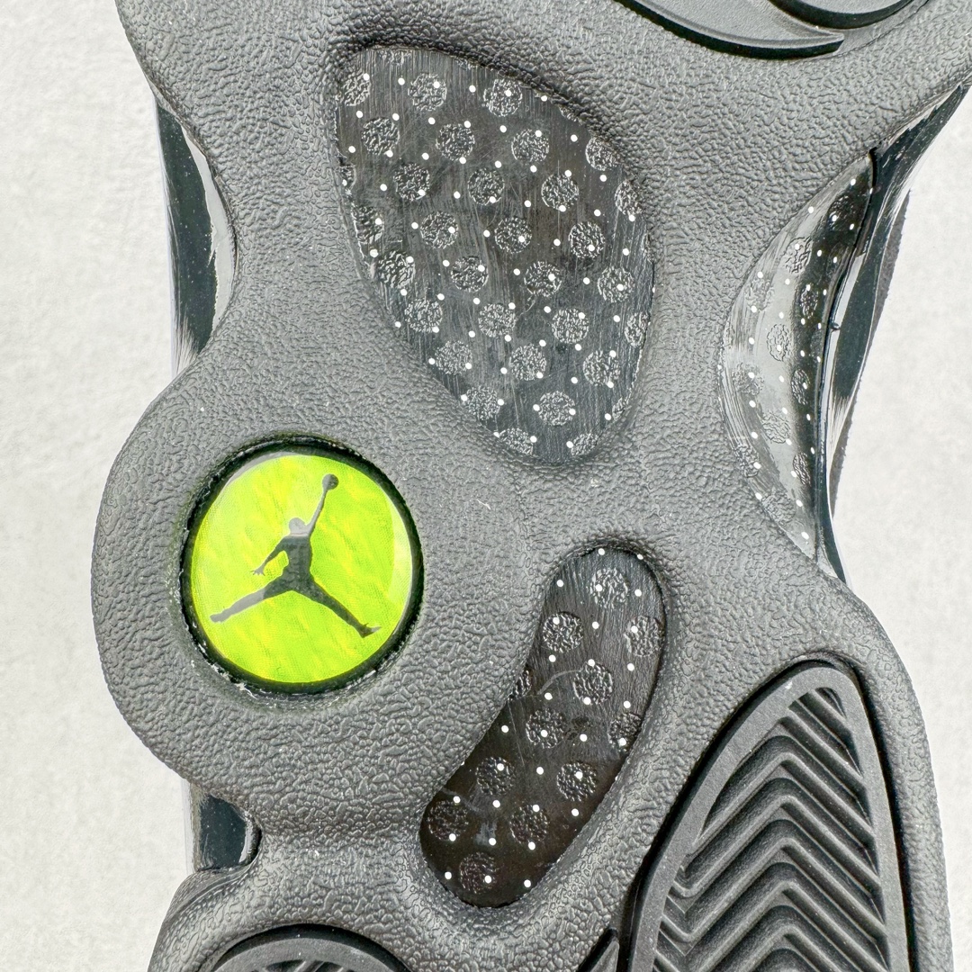 图片[20]-＃纯原福利 之前6XX Air Jordan AJ13 Retro 黑猫 414571-011 圈内最强13代 目前可过各类鉴定或无法鉴定 裸鞋随意操作 外贸特供批次 原楦原档案数据开模打造 公司渠道原装全息3D猫眼 原鞋开发 版型近乎零偏差 采购原厂皮料 LOGO五金部件高价开发私模 杜绝一眼假版本 原厂档案开模大底 共3层贴合工艺 三层中间加入海玻璃缓震鞋垫 大底采用进口一次MD而非市面二次MD低价原料成型 进口MD材料异味较少比原鞋还少 市面异味大刺鼻 尺码：40 40.5 41 42 42.5 43 44 44.5 45 46 47.5-选品中心