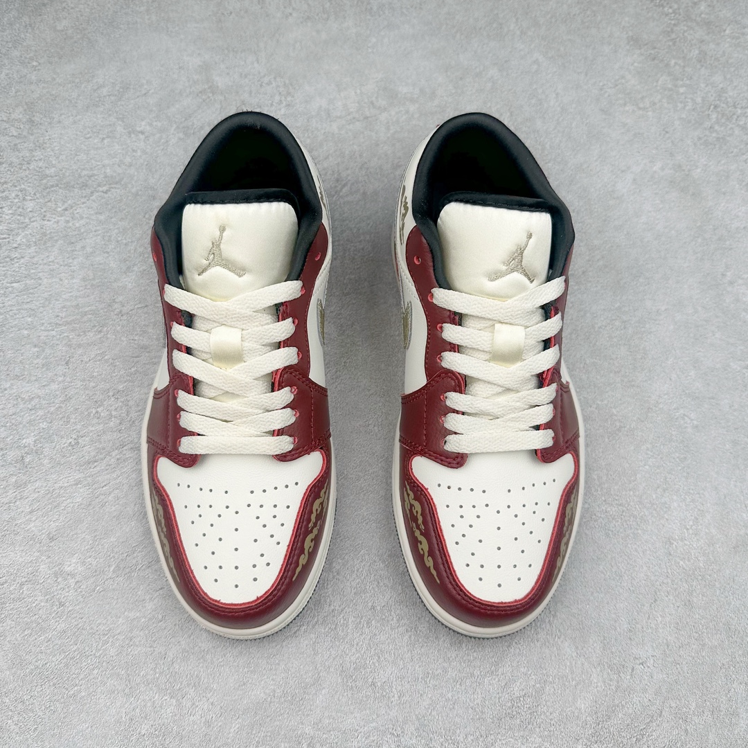 图片[2]-＃K版 Air Jordan AJ1 Low 低帮 黑神话悟空 FJ5735-100 全新流水线出品 DT版本唯一平替选择 市场第二梯队最强版 全部原鞋开发 原楦原纸板开发 全鞋电脑针车 原厂内置全掌气垫 原盒内在原标 唯一Zp原版鞋带绑法 免检产品 全新2022版型 全头层皮料 完美零毛边处理 原厂配置全掌气垫 价格定位良心 几十个配色陆续出货 尺码：36 36.5 37.5 38 38.5 39 40 40.5 41 42 42.5 43 44 44.5 45 46 47.5-选品中心