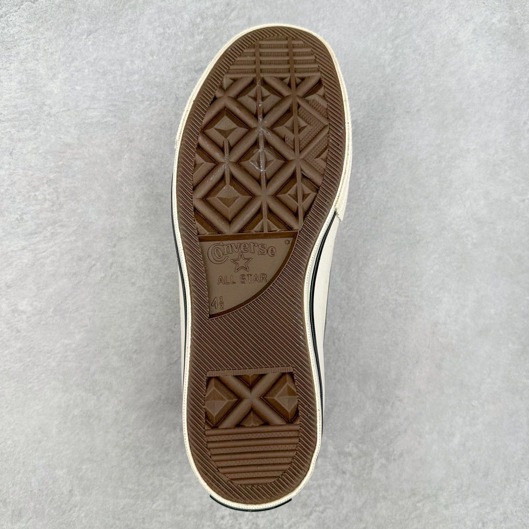 图片[9]-2024年匡威秋冬季新款 这款Converse 1970S 经典黑/白小牛皮加上羊羔毛真是冬季匡威狂热者的福音！鞋面搭配1970S经典配色，鞋舌面和内里包裹上保暖性极强的上等羊羔毛、经典保暖又不平凡！是畏冷者的最爱！在寒冷的冬季你也可以勇敢秀出你的匡威！ 黑色货号：172364C 白色货号：172365C 尺码：35-44（36.5 37.5 41.5 42.5）-选品中心