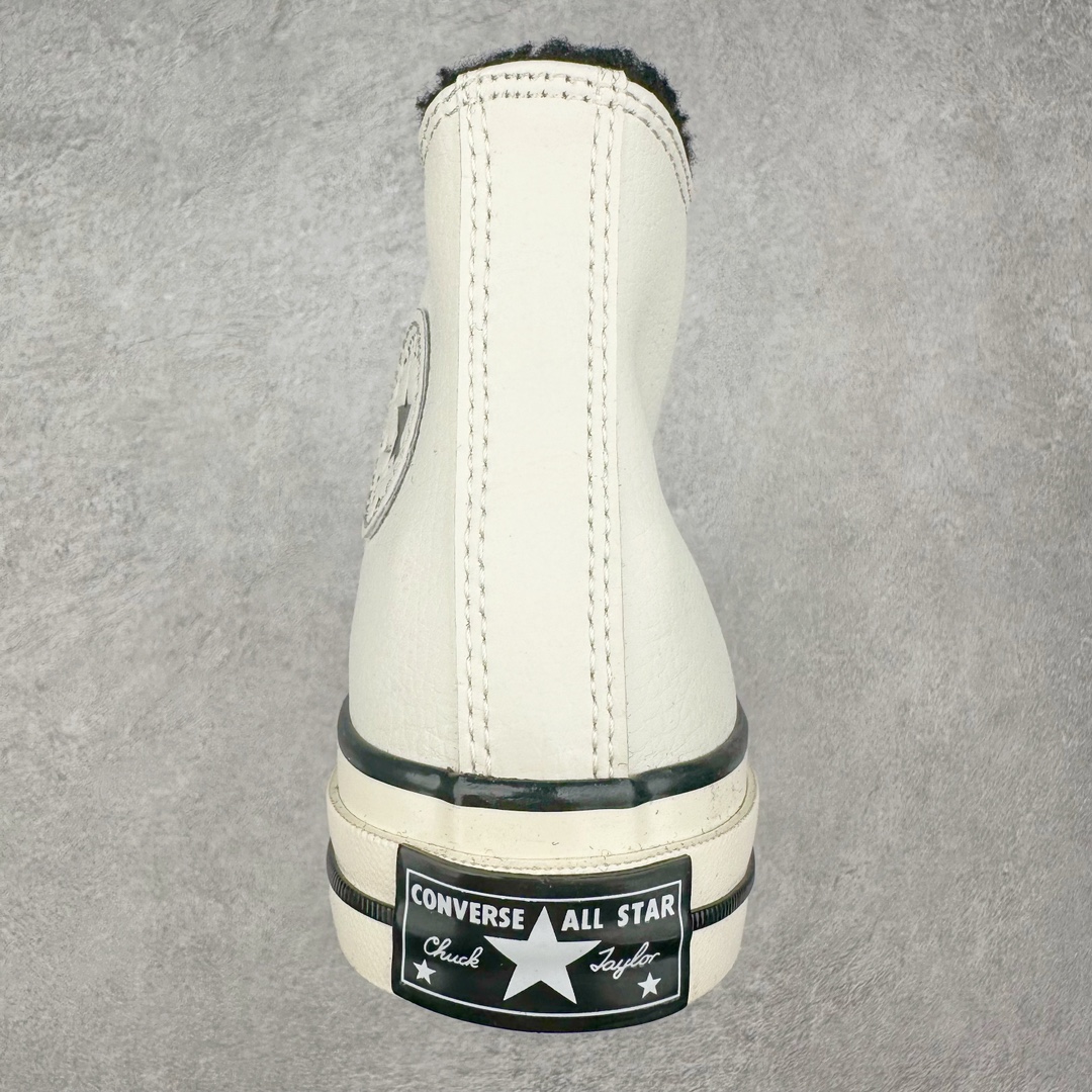 图片[8]-2024年匡威秋冬季新款 这款Converse 1970S 经典黑/白小牛皮加上羊羔毛真是冬季匡威狂热者的福音！鞋面搭配1970S经典配色，鞋舌面和内里包裹上保暖性极强的上等羊羔毛、经典保暖又不平凡！是畏冷者的最爱！在寒冷的冬季你也可以勇敢秀出你的匡威！ 黑色货号：172364C 白色货号：172365C 尺码：35-44（36.5 37.5 41.5 42.5）-选品中心