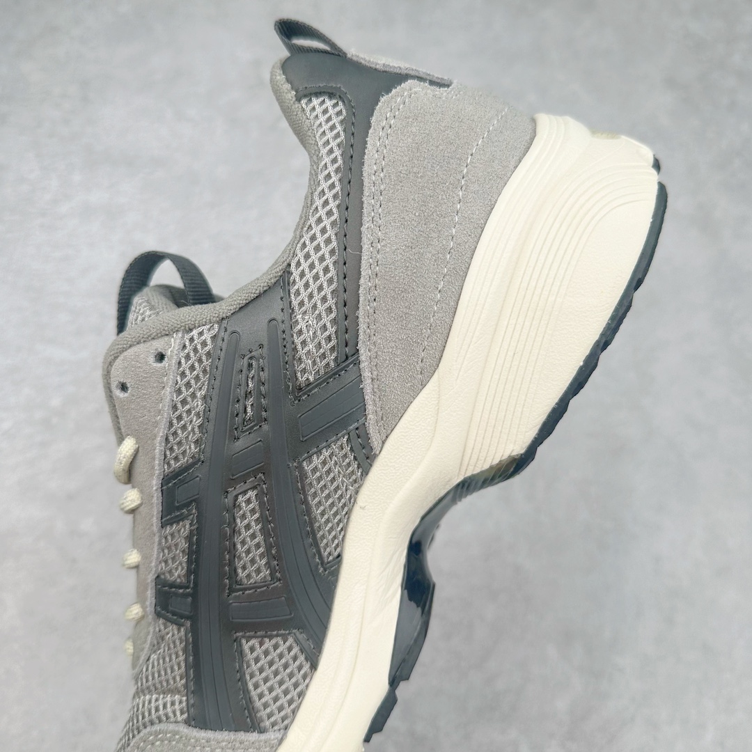 图片[7]-＃HK ASICS Tiger GEL-1090 系列亚瑟士低帮户外风休闲运动跑步鞋 早在 2019 年 ASICS 就推出了流行的 2004 GEL-1090 的新版本 该产品因其复古外观和舒适的造型而被推向现代街头服饰 现在ASICS 以时下流行的运动美学改造鞋款 以对跑步者的新诠释打造全新 GEL-1090 V2 在新版本中 ASICS 专注于日常衣橱的采用 将优质绒面革和柔软皮革的毛绒组合拼凑在运动鞋的覆盖层上 以柔和的配色为重点，新运动鞋的改良美学为 2019 年发布的 GEL-1090 的金属色调提供了一种简约的选择 然而 它曾经受到运动员广泛喜爱的流线型轮廓在新型号中保持不变 将舒适性和多功能性保持在设计的核心 这款运动鞋还保留了网眼鞋身 确保透气性 圆形鞋带确保贴合 在原版的新进展中 该品牌使用 GEL 系列的最新技术开发更新了运动鞋的外观 简约之选 新运动鞋的改良美学 尺码：36 37 37.5 38 39 39.5 40 40.5 41.5 42 42.5 43.5 44 44.5 45-选品中心
