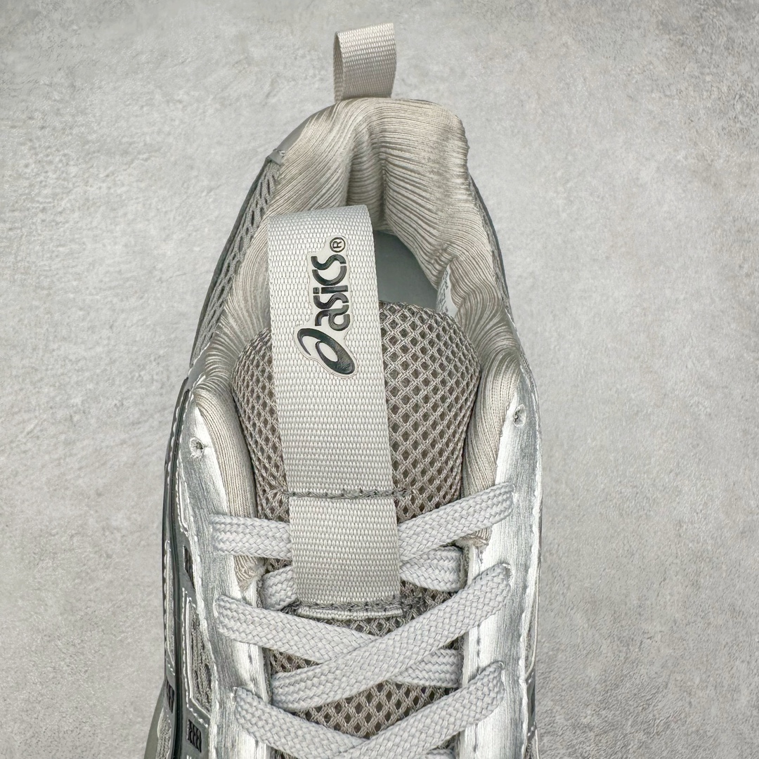 图片[5]-＃HK ASICS Tiger GEL-1090 系列亚瑟士低帮户外风休闲运动跑步鞋 早在 2019 年 ASICS 就推出了流行的 2004 GEL-1090 的新版本 该产品因其复古外观和舒适的造型而被推向现代街头服饰 现在ASICS 以时下流行的运动美学改造鞋款 以对跑步者的新诠释打造全新 GEL-1090 V2 在新版本中 ASICS 专注于日常衣橱的采用 将优质绒面革和柔软皮革的毛绒组合拼凑在运动鞋的覆盖层上 以柔和的配色为重点，新运动鞋的改良美学为 2019 年发布的 GEL-1090 的金属色调提供了一种简约的选择 然而 它曾经受到运动员广泛喜爱的流线型轮廓在新型号中保持不变 将舒适性和多功能性保持在设计的核心 这款运动鞋还保留了网眼鞋身 确保透气性 圆形鞋带确保贴合 在原版的新进展中 该品牌使用 GEL 系列的最新技术开发更新了运动鞋的外观 简约之选 新运动鞋的改良美学 尺码：36 37 37.5 38 39 39.5 40 40.5 41.5 42 42.5 43.5 44 44.5 45-选品中心