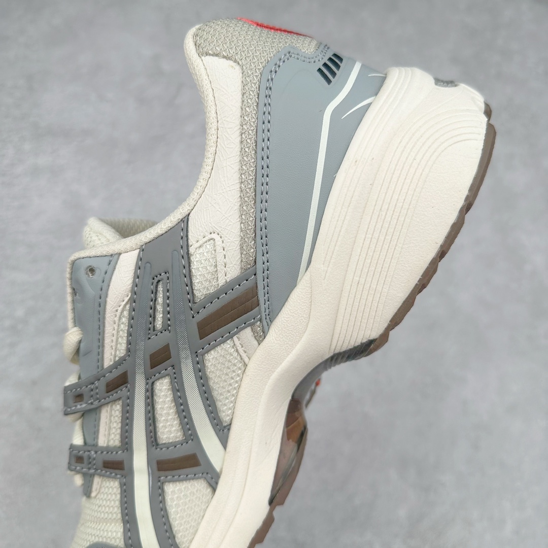 图片[7]-＃HK ASICS Tiger GEL-1090 系列亚瑟士低帮户外风休闲运动跑步鞋 早在 2019 年 ASICS 就推出了流行的 2004 GEL-1090 的新版本 该产品因其复古外观和舒适的造型而被推向现代街头服饰 现在ASICS 以时下流行的运动美学改造鞋款 以对跑步者的新诠释打造全新 GEL-1090 V2 在新版本中 ASICS 专注于日常衣橱的采用 将优质绒面革和柔软皮革的毛绒组合拼凑在运动鞋的覆盖层上 以柔和的配色为重点，新运动鞋的改良美学为 2019 年发布的 GEL-1090 的金属色调提供了一种简约的选择 然而 它曾经受到运动员广泛喜爱的流线型轮廓在新型号中保持不变 将舒适性和多功能性保持在设计的核心 这款运动鞋还保留了网眼鞋身 确保透气性 圆形鞋带确保贴合 在原版的新进展中 该品牌使用 GEL 系列的最新技术开发更新了运动鞋的外观 简约之选 新运动鞋的改良美学 尺码：36 37 37.5 38 39 39.5 40 40.5 41.5 42 42.5 43.5 44 44.5 45-选品中心