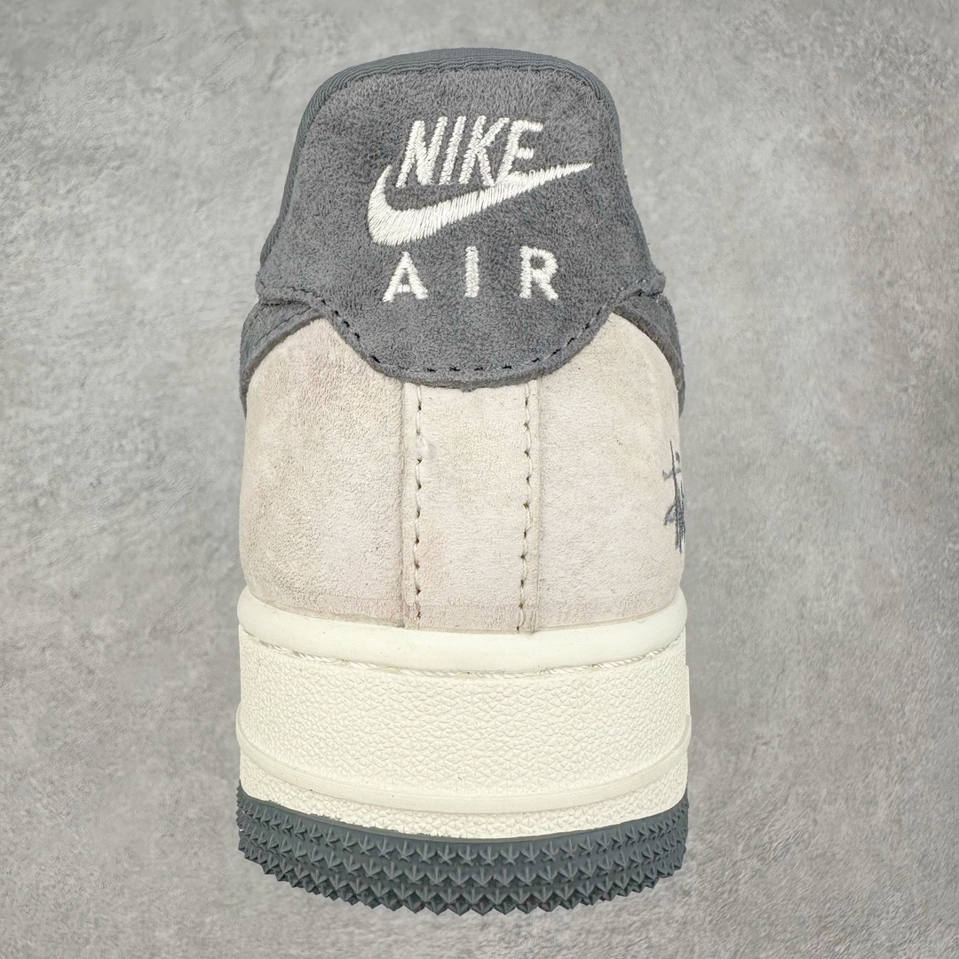 图片[8]-NK Air Force 1´07 Low 空军一号低帮百搭休闲运动板鞋 HD1968-013 柔软、弹性十足的缓震性能和出色的中底设计 横跨复古与现代的外型结合 造就出风靡全球 三十多年的Force 1 直到今天还深受青睐 尺码：36 36.5 37.5 38 38.5 39 40 40.5 41 42 42.5 43 44 44.5 45-选品中心