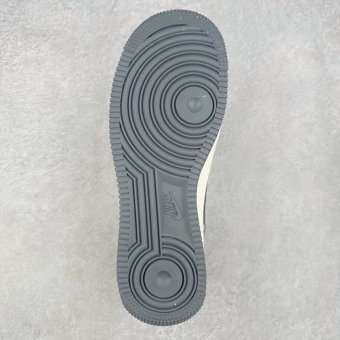 图片[9]-NK Air Force 1´07 Low 空军一号低帮百搭休闲运动板鞋 HD1968-013 柔软、弹性十足的缓震性能和出色的中底设计 横跨复古与现代的外型结合 造就出风靡全球 三十多年的Force 1 直到今天还深受青睐 尺码：36 36.5 37.5 38 38.5 39 40 40.5 41 42 42.5 43 44 44.5 45-选品中心