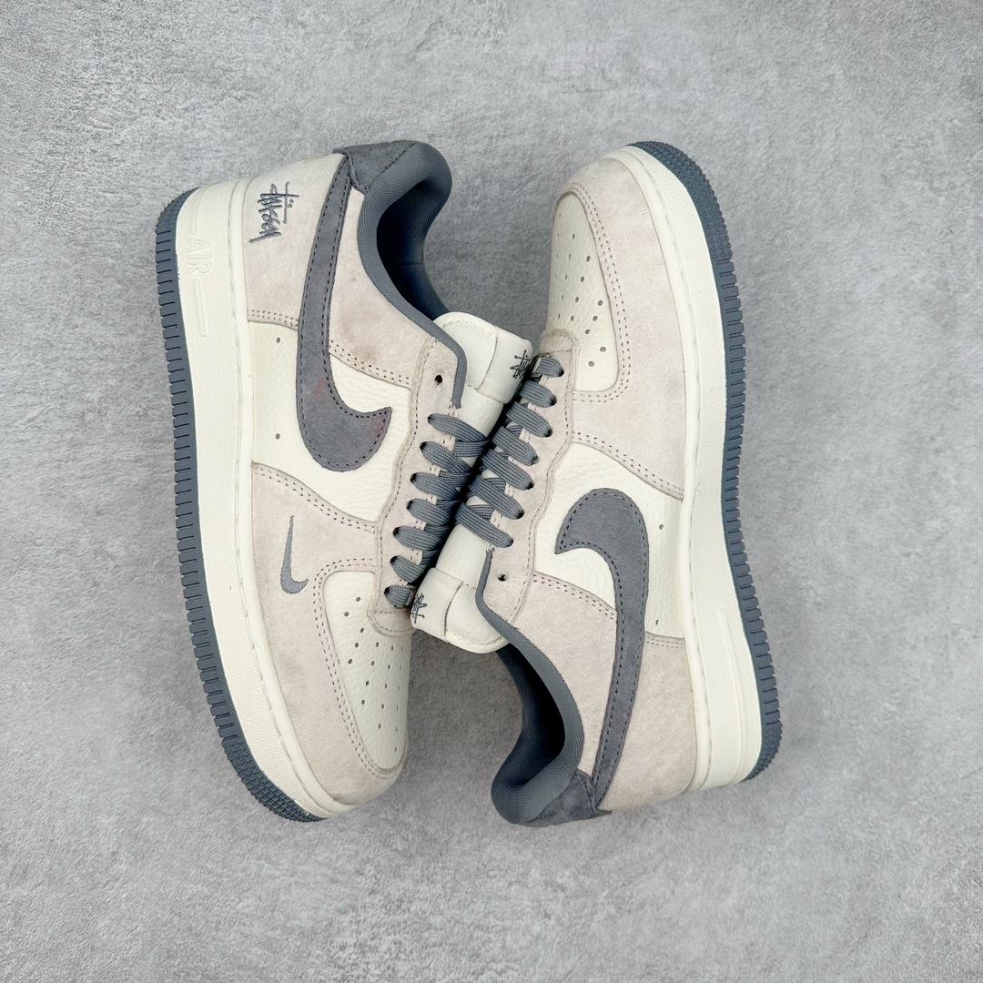 图片[3]-NK Air Force 1´07 Low 空军一号低帮百搭休闲运动板鞋 HD1968-013 柔软、弹性十足的缓震性能和出色的中底设计 横跨复古与现代的外型结合 造就出风靡全球 三十多年的Force 1 直到今天还深受青睐 尺码：36 36.5 37.5 38 38.5 39 40 40.5 41 42 42.5 43 44 44.5 45-选品中心