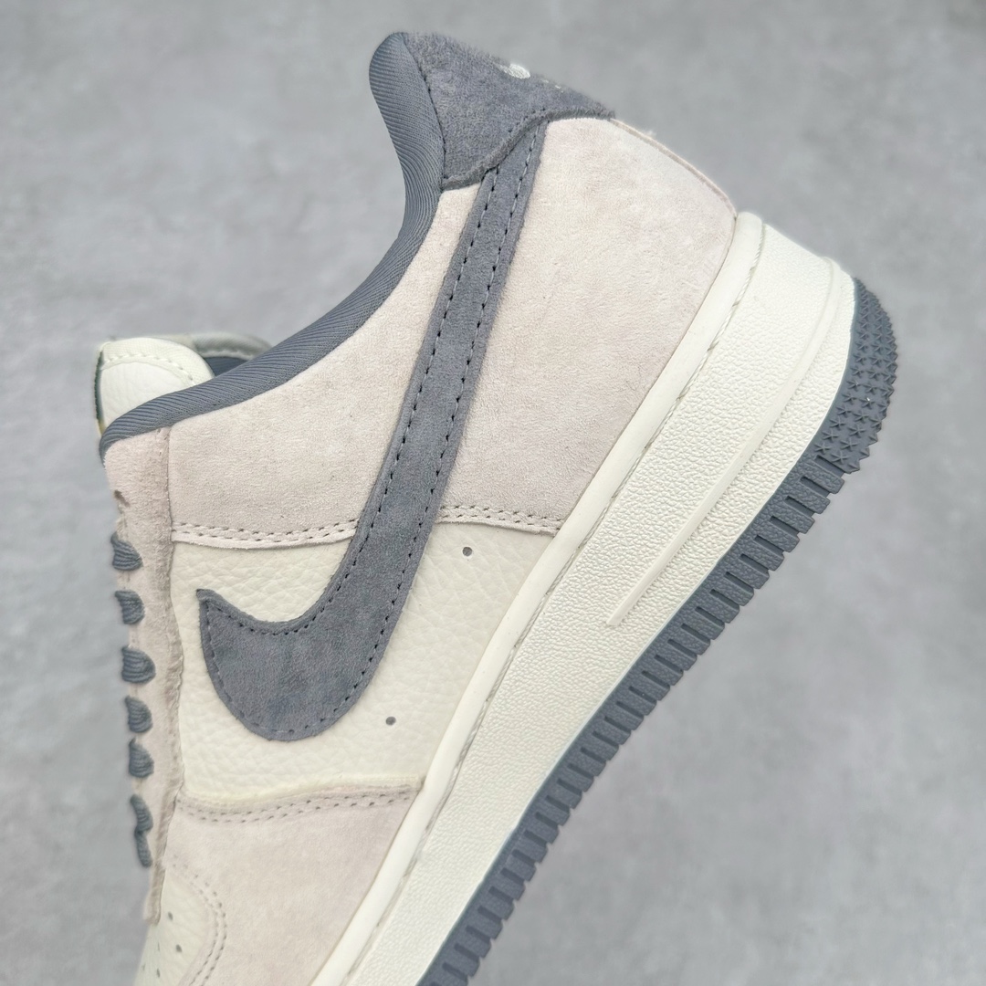 图片[7]-NK Air Force 1´07 Low 空军一号低帮百搭休闲运动板鞋 HD1968-013 柔软、弹性十足的缓震性能和出色的中底设计 横跨复古与现代的外型结合 造就出风靡全球 三十多年的Force 1 直到今天还深受青睐 尺码：36 36.5 37.5 38 38.5 39 40 40.5 41 42 42.5 43 44 44.5 45-选品中心