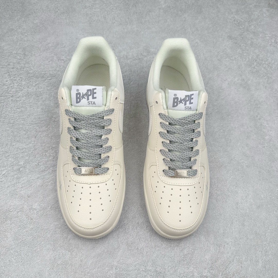 图片[2]-NK Air Force 1´07 Low 空军一号低帮百搭休闲运动板鞋 FG6688-104 柔软、弹性十足的缓震性能和出色的中底设计 横跨复古与现代的外型结合 造就出风靡全球 三十多年的Force 1 直到今天还深受青睐 尺码：36 36.5 37.5 38 38.5 39 40 40.5 41 42 42.5 43 44 44.5 45-选品中心