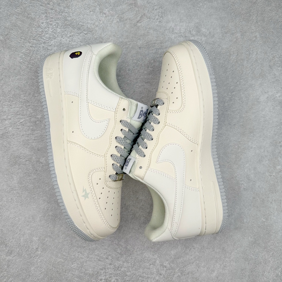 图片[3]-NK Air Force 1´07 Low 空军一号低帮百搭休闲运动板鞋 FG6688-104 柔软、弹性十足的缓震性能和出色的中底设计 横跨复古与现代的外型结合 造就出风靡全球 三十多年的Force 1 直到今天还深受青睐 尺码：36 36.5 37.5 38 38.5 39 40 40.5 41 42 42.5 43 44 44.5 45-选品中心