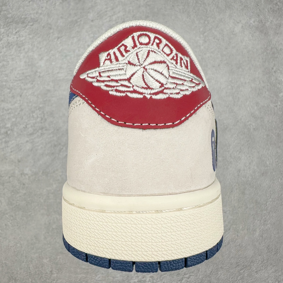 图片[8]-TS x Air Jordan AJ1 Low 倒钩低帮联名定制配色 SJ0086-133 原厂内置气垫魔块 A模大底 头层小牛皮 鞋舌AJ原厂专用牛津布+AJ专用反口珍珠布+原厂无杂质高弹内里海棉+特殊封边弹力鞋带 尺码：36 36.5 37.5 38 38.5 39 40 40.5 41 42 42.5 43 44 44.5 45 46 47.5-选品中心