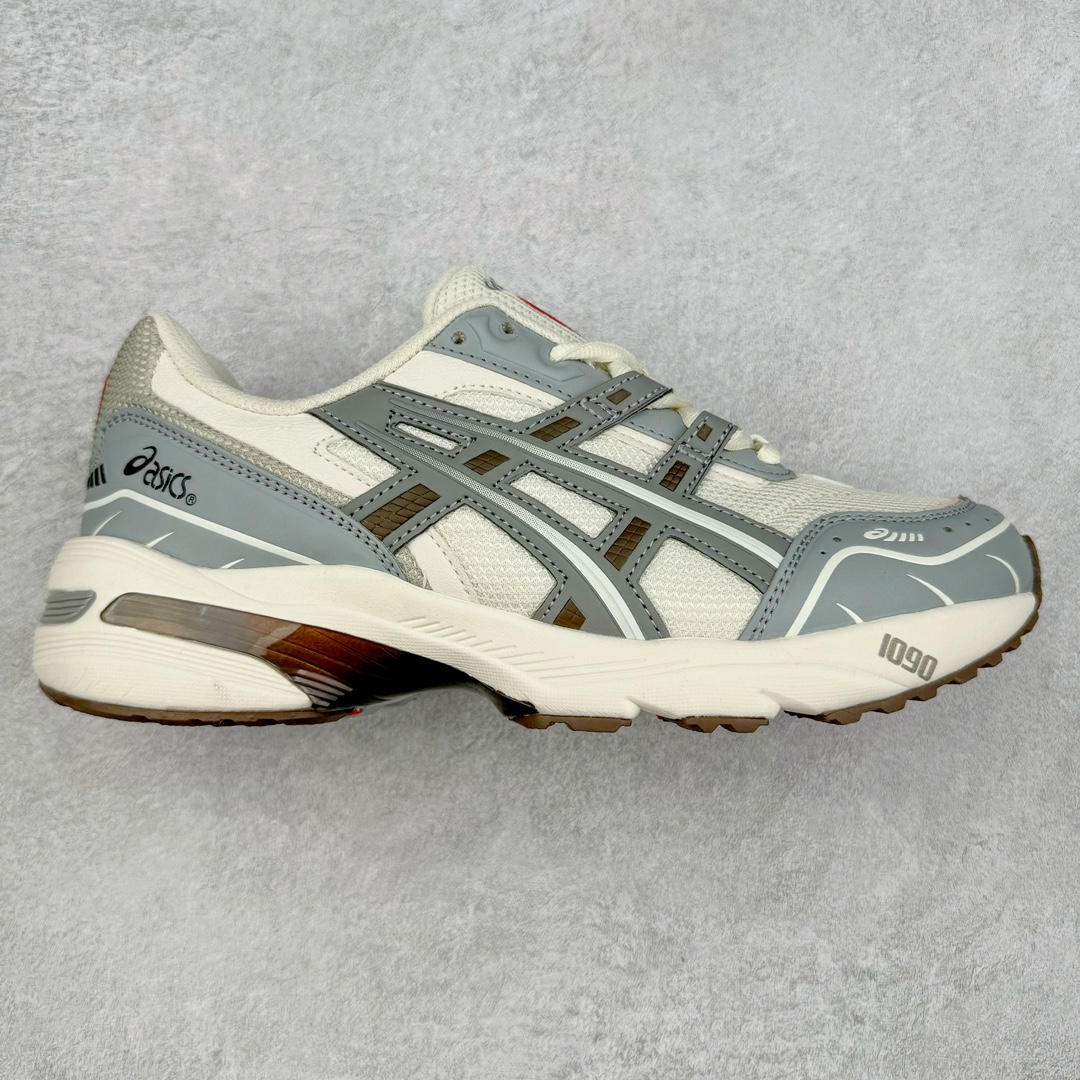 图片[4]-＃HK ASICS Tiger GEL-1090 系列亚瑟士低帮户外风休闲运动跑步鞋 早在 2019 年 ASICS 就推出了流行的 2004 GEL-1090 的新版本 该产品因其复古外观和舒适的造型而被推向现代街头服饰 现在ASICS 以时下流行的运动美学改造鞋款 以对跑步者的新诠释打造全新 GEL-1090 V2 在新版本中 ASICS 专注于日常衣橱的采用 将优质绒面革和柔软皮革的毛绒组合拼凑在运动鞋的覆盖层上 以柔和的配色为重点，新运动鞋的改良美学为 2019 年发布的 GEL-1090 的金属色调提供了一种简约的选择 然而 它曾经受到运动员广泛喜爱的流线型轮廓在新型号中保持不变 将舒适性和多功能性保持在设计的核心 这款运动鞋还保留了网眼鞋身 确保透气性 圆形鞋带确保贴合 在原版的新进展中 该品牌使用 GEL 系列的最新技术开发更新了运动鞋的外观 简约之选 新运动鞋的改良美学 尺码：36 37 37.5 38 39 39.5 40 40.5 41.5 42 42.5 43.5 44 44.5 45-选品中心