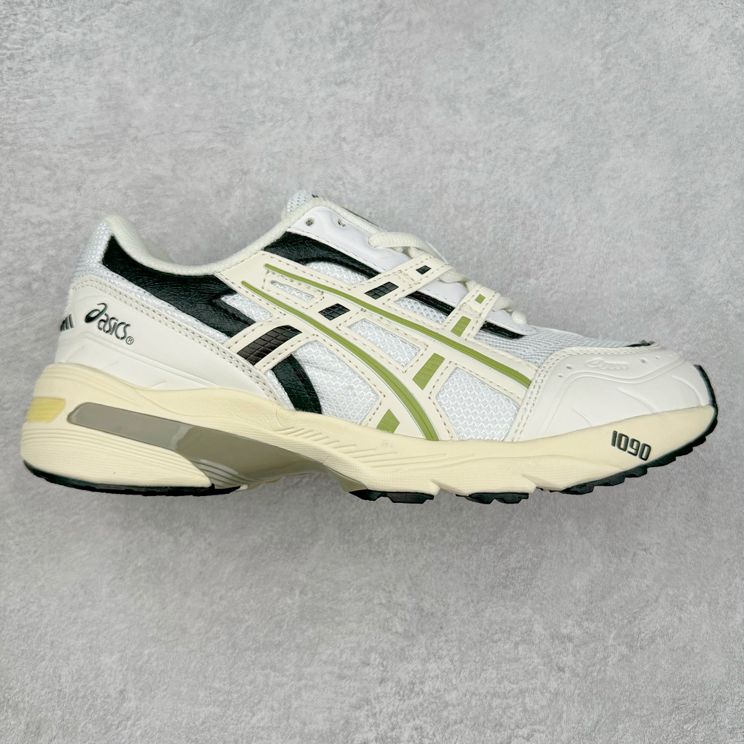 ＃HK ASICS Tiger GEL-1090 系列亚瑟士低帮户外风休闲运动跑步鞋 早在 2019 年 ASICS 就推出了流行的 2004 GEL-1090 的新版本 该产品因其复古外观和舒适的造型而被推向现代街头服饰 现在ASICS 以时下流行的运动美学改造鞋款 以对跑步者的新诠释打造全新 GEL-1090 V2 在新版本中 ASICS 专注于日常衣橱的采用 将优质绒面革和柔软皮革的毛绒组合拼凑在运动鞋的覆盖层上 以柔和的配色为重点，新运动鞋的改良美学为 2019 年发布的 GEL-1090 的金属色调提供了一种简约的选择 然而 它曾经受到运动员广泛喜爱的流线型轮廓在新型号中保持不变 将舒适性和多功能性保持在设计的核心 这款运动鞋还保留了网眼鞋身 确保透气性 圆形鞋带确保贴合 在原版的新进展中 该品牌使用 GEL 系列的最新技术开发更新了运动鞋的外观 简约之选 新运动鞋的改良美学 尺码：36 37 37.5 38 39 39.5 40 40.5 41.5 42 42.5 43.5 44 44.5 45-选品中心