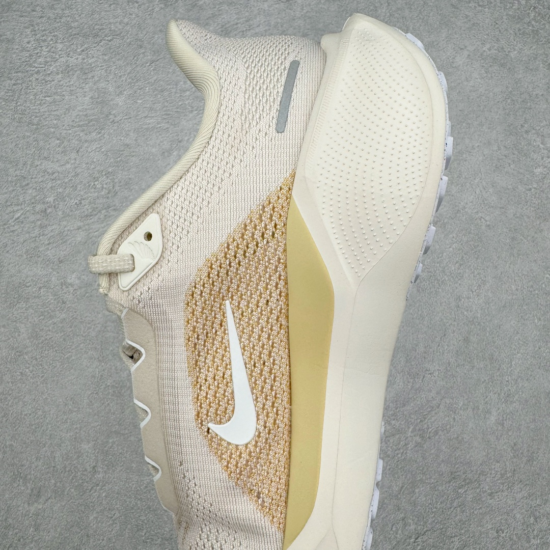 图片[7]-NK Zoom Pegasus 飞马41代马拉松系列网面透气缓震疾速跑鞋 拥有 Zoom Air 一如既往的稳定感和流畅感 鞋面采用工程网眼设计 为特定高热区域营造出色透气性 进一步增加鞋面的穿孔数量 让足部能够快速散热 中足搭配 Flywire 飞线 在高速运动时营造舒适稳定的贴合感 内置Zoon气垫加持 动力十足 货号：FD2722-106 尺码：36 36.5 37.5 38 38.5 39 40 40.5 41 42 42.5 43 44 44.5 45-选品中心