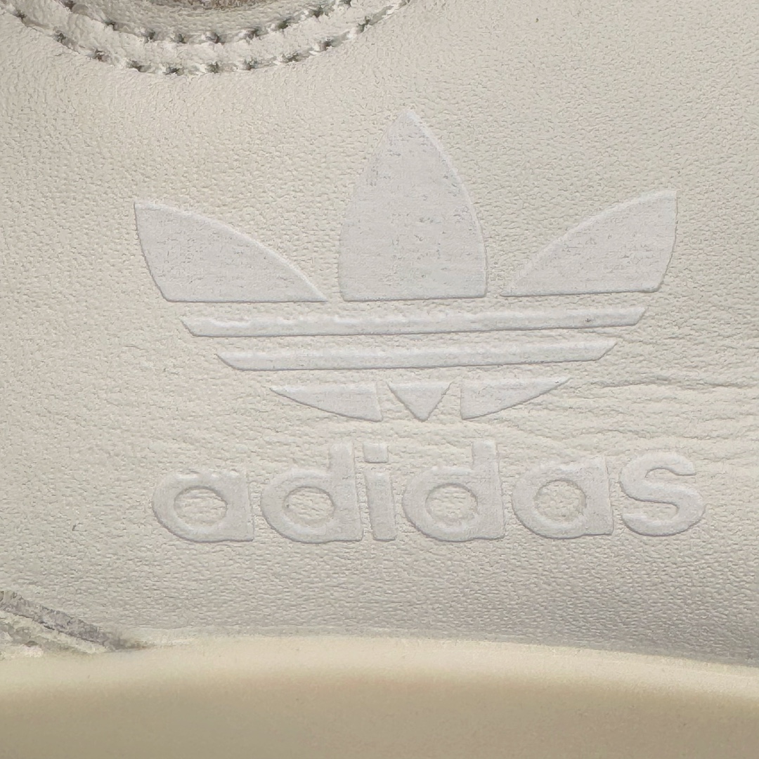 图片[10]-＃C版纯原 AD Forum 84 Low OG 低帮百搭潮流休闲运动板鞋 IH7828 以复古篮球鞋的外形为基础 采用皮革拼接 简约百搭 更加贴合舒适 中底内侧网格造型起到点睛之笔 外底橡胶 更显复古 尺码：36 36.5 37.5 38 38.5 39 40 40.5 41 42 42.5 43 44 44.5 45-选品中心