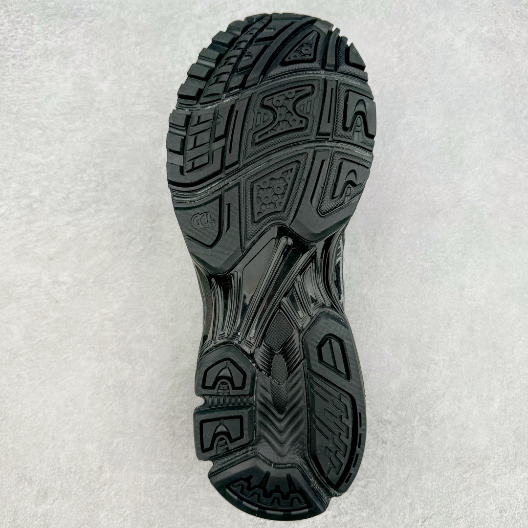 图片[9]-＃HK纯原 ASICS GEL-KAYANO 14 亚瑟士K14系列户外复古潮流百搭织物合成革缓震休闲跑步鞋 原装纸板楦头开发 独家私模五层组合大底 原厂定制缓震硅胶加持 原盒原配 官方四联吊牌 原装Ortholite轻量化鞋垫 设计师 Hidenori Yamashita 以「Flash」一词为灵感 创造出未来感金属色鞋面 改造升级内在性能 由内而外全面革新 为 GEL-KAYANO 家族传承及经典跑鞋文化的延续 创下里程碑式作品 K14跑鞋重新诠释了复古的跑步形状 并以其 2000 年代后期的美学理念重新铺装 银色与蓝色的鞋面极为高档 网面铺陈与鞋面、鞋头多处细节位增添了透气性 鞋后跟部中底上以及多密度耐磨鞋底增加了 GEL 缓震胶 提供高抗冲击性、缓冲性、可保护脚部免受地面冲击的影响 穿着舒适性十足 尺码：35.5 36 37 37.5 38 39 39.5 40.5 41.5 42 42.5 43.5 44 45-选品中心