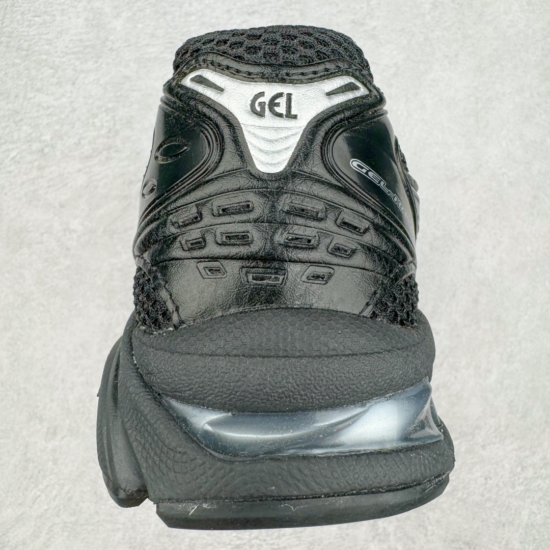 图片[8]-＃HK纯原 ASICS GEL-KAYANO 14 亚瑟士K14系列户外复古潮流百搭织物合成革缓震休闲跑步鞋 原装纸板楦头开发 独家私模五层组合大底 原厂定制缓震硅胶加持 原盒原配 官方四联吊牌 原装Ortholite轻量化鞋垫 设计师 Hidenori Yamashita 以「Flash」一词为灵感 创造出未来感金属色鞋面 改造升级内在性能 由内而外全面革新 为 GEL-KAYANO 家族传承及经典跑鞋文化的延续 创下里程碑式作品 K14跑鞋重新诠释了复古的跑步形状 并以其 2000 年代后期的美学理念重新铺装 银色与蓝色的鞋面极为高档 网面铺陈与鞋面、鞋头多处细节位增添了透气性 鞋后跟部中底上以及多密度耐磨鞋底增加了 GEL 缓震胶 提供高抗冲击性、缓冲性、可保护脚部免受地面冲击的影响 穿着舒适性十足 尺码：35.5 36 37 37.5 38 39 39.5 40.5 41.5 42 42.5 43.5 44 45-选品中心