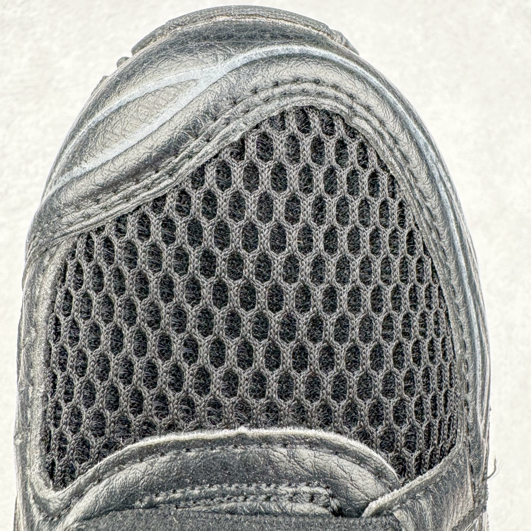 图片[13]-＃HK纯原 ASICS GEL-KAYANO 14 亚瑟士K14系列户外复古潮流百搭织物合成革缓震休闲跑步鞋 原装纸板楦头开发 独家私模五层组合大底 原厂定制缓震硅胶加持 原盒原配 官方四联吊牌 原装Ortholite轻量化鞋垫 设计师 Hidenori Yamashita 以「Flash」一词为灵感 创造出未来感金属色鞋面 改造升级内在性能 由内而外全面革新 为 GEL-KAYANO 家族传承及经典跑鞋文化的延续 创下里程碑式作品 K14跑鞋重新诠释了复古的跑步形状 并以其 2000 年代后期的美学理念重新铺装 银色与蓝色的鞋面极为高档 网面铺陈与鞋面、鞋头多处细节位增添了透气性 鞋后跟部中底上以及多密度耐磨鞋底增加了 GEL 缓震胶 提供高抗冲击性、缓冲性、可保护脚部免受地面冲击的影响 穿着舒适性十足 尺码：35.5 36 37 37.5 38 39 39.5 40.5 41.5 42 42.5 43.5 44 45-选品中心