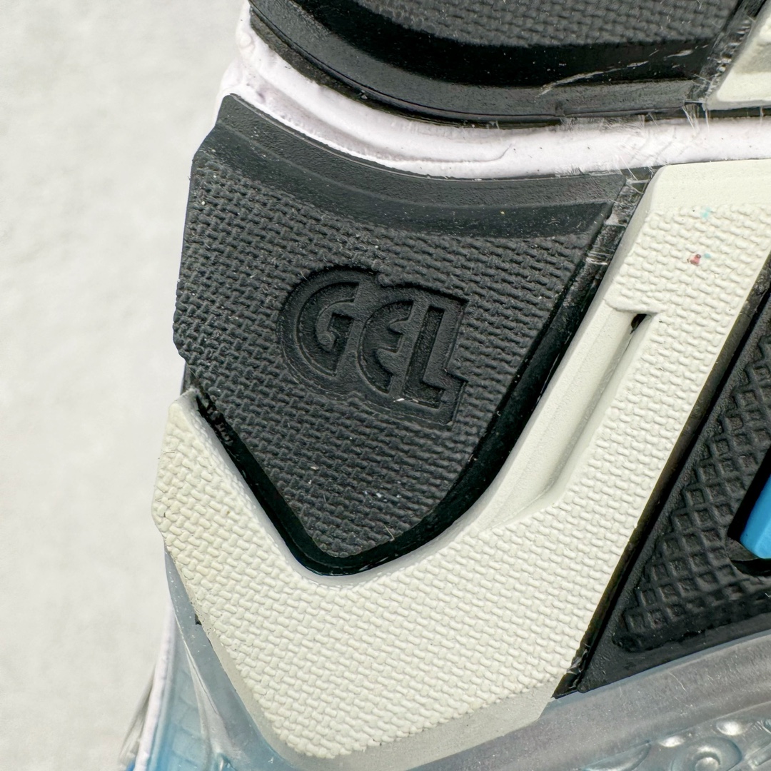 图片[12]-＃HK纯原 ASICS GEL-KAYANO 14 亚瑟士K14系列户外复古潮流百搭织物合成革缓震休闲跑步鞋 原装纸板楦头开发 独家私模五层组合大底 原厂定制缓震硅胶加持 原盒原配 官方四联吊牌 原装Ortholite轻量化鞋垫 设计师 Hidenori Yamashita 以「Flash」一词为灵感 创造出未来感金属色鞋面 改造升级内在性能 由内而外全面革新 为 GEL-KAYANO 家族传承及经典跑鞋文化的延续 创下里程碑式作品 K14跑鞋重新诠释了复古的跑步形状 并以其 2000 年代后期的美学理念重新铺装 银色与蓝色的鞋面极为高档 网面铺陈与鞋面、鞋头多处细节位增添了透气性 鞋后跟部中底上以及多密度耐磨鞋底增加了 GEL 缓震胶 提供高抗冲击性、缓冲性、可保护脚部免受地面冲击的影响 穿着舒适性十足 尺码：35.5 36 37 37.5 38 39 39.5 40.5 41.5 42 42.5 43.5 44 45-选品中心