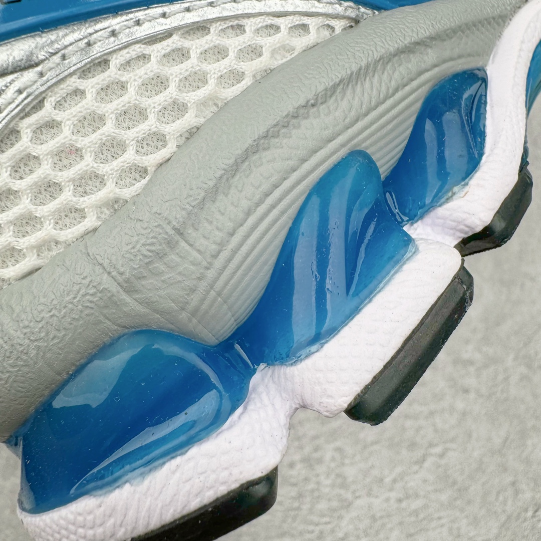 图片[18]-＃HK纯原 ASICS GEL-KAYANO 14 亚瑟士K14系列户外复古潮流百搭织物合成革缓震休闲跑步鞋 原装纸板楦头开发 独家私模五层组合大底 原厂定制缓震硅胶加持 原盒原配 官方四联吊牌 原装Ortholite轻量化鞋垫 设计师 Hidenori Yamashita 以「Flash」一词为灵感 创造出未来感金属色鞋面 改造升级内在性能 由内而外全面革新 为 GEL-KAYANO 家族传承及经典跑鞋文化的延续 创下里程碑式作品 K14跑鞋重新诠释了复古的跑步形状 并以其 2000 年代后期的美学理念重新铺装 银色与蓝色的鞋面极为高档 网面铺陈与鞋面、鞋头多处细节位增添了透气性 鞋后跟部中底上以及多密度耐磨鞋底增加了 GEL 缓震胶 提供高抗冲击性、缓冲性、可保护脚部免受地面冲击的影响 穿着舒适性十足 尺码：35.5 36 37 37.5 38 39 39.5 40.5 41.5 42 42.5 43.5 44 45-选品中心