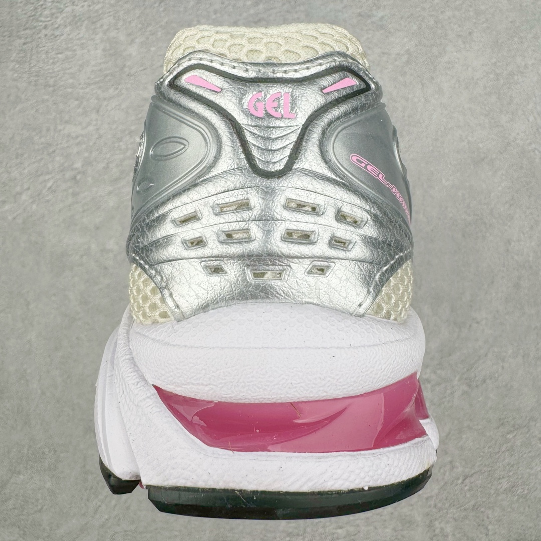 图片[8]-＃HK纯原 ASICS GEL-KAYANO 14 亚瑟士K14系列户外复古潮流百搭织物合成革缓震休闲跑步鞋 原装纸板楦头开发 独家私模五层组合大底 原厂定制缓震硅胶加持 原盒原配 官方四联吊牌 原装Ortholite轻量化鞋垫 设计师 Hidenori Yamashita 以「Flash」一词为灵感 创造出未来感金属色鞋面 改造升级内在性能 由内而外全面革新 为 GEL-KAYANO 家族传承及经典跑鞋文化的延续 创下里程碑式作品 K14跑鞋重新诠释了复古的跑步形状 并以其 2000 年代后期的美学理念重新铺装 银色与蓝色的鞋面极为高档 网面铺陈与鞋面、鞋头多处细节位增添了透气性 鞋后跟部中底上以及多密度耐磨鞋底增加了 GEL 缓震胶 提供高抗冲击性、缓冲性、可保护脚部免受地面冲击的影响 穿着舒适性十足 尺码：35.5 36 37 37.5 38 39 39.5 40.5 41.5 42 42.5 43.5 44 45-选品中心