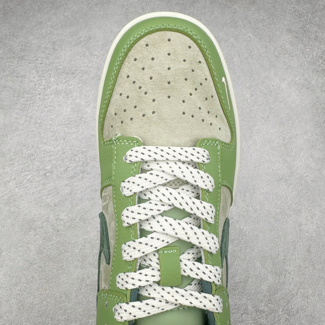 图片[4]-NK Dunk Low 定制配色 JH8310-959 大厂出品 极力推荐 原装头层材料 独家版型蒸餾加工帶來的是更好的视觉和脚感体验大厂纯原品质出货 清洁度 电绣工艺 皮料切割干净无任何毛边 细节完美 尺码：36 36.5 37.5 38 38.5 39 40 40.5 41 42 42.5 43 44 44.5 45 46 47.5-选品中心