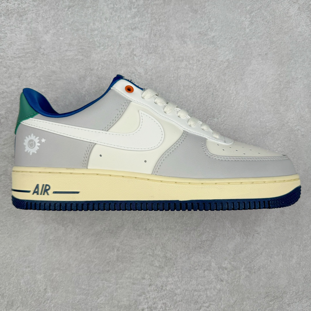 NK Air Force 1´07 Low 空军一号低帮百搭休闲运动板鞋 HM3721-111 柔软、弹性十足的缓震性能和出色的中底设计 横跨复古与现代的外型结合 造就出风靡全球 三十多年的Force 1 直到今天还深受青睐 尺码：36 36.5 37.5 38 38.5 39 40 40.5 41 42 42.5 43 44 44.5 45-选品中心