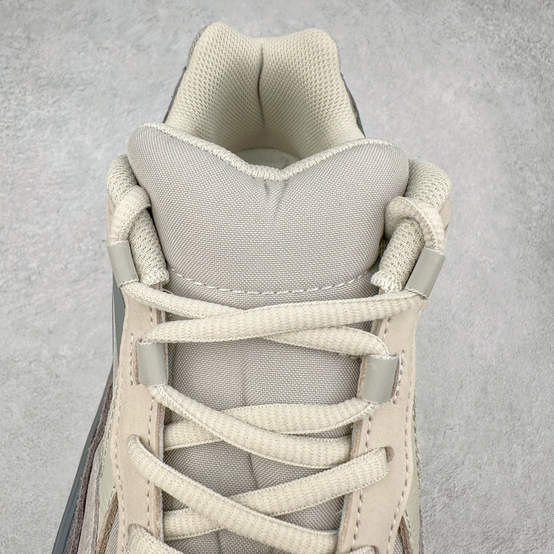 图片[5]-＃JC纯原 Yeezy Boost Runner 700V2 火山灰 FU7914 原楦原纸板开发 完美低趴原鞋韵味 市场同价位区间 性价比绝无第二家 正确头层牛巴革材质 原厂3D档案数据 原厂纸板 头层皮料 细节与正品对版 中底内置 Basf 科技 材质轻便 穿着软硬适中 全套纸板模具 原厂3M反光材料 尺码：36 36.5 37 38 38.5 39 40 40.5 41 42 42.5 43 44 44.5 45 46 47 48-选品中心