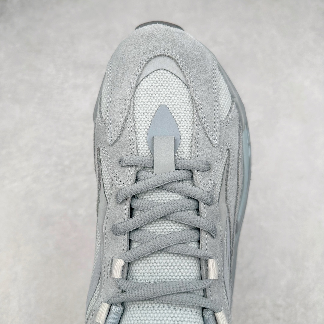 图片[4]-＃JC纯原 Yeezy Boost Runner 700V2 雾霾蓝 FV8424 原楦原纸板开发 完美低趴原鞋韵味 市场同价位区间 性价比绝无第二家 正确头层牛巴革材质 原厂3D档案数据 原厂纸板 头层皮料 细节与正品对版 中底内置 Basf 科技 材质轻便 穿着软硬适中 全套纸板模具 原厂3M反光材料 尺码：36 36.5 37 38 38.5 39 40 40.5 41 42 42.5 43 44 44.5 45 46 47 48-选品中心