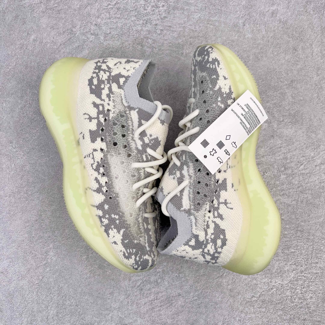 图片[3]-＃JC纯原 Yeezy Boost 380 灰白 FV3260 原鞋原楦原纸板开发 原盒原标 前低后高 原版鞋型 原厂原材采用率极高 真正裸鞋级产物 全新原厂BASF大底 梅花压印清晰、颗粒感饱满、立体清晰当前仅此一家 中山辰元原面纱线飞织 原档案菲林稿飞织原面精准激光雕刻 百宏原厂鞋带 鞋标全新贴合方式采用\\\”半贴\\\”设计 尺码：36 36.5 37 38 38.5 39 40 40.5 41 42 42.5 43 44 44.5 45 46 47 48-选品中心