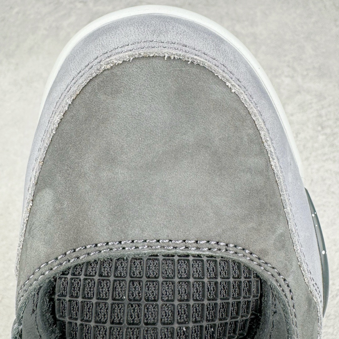 图片[11]-＃GX纯原福利 Air Jordan AJ4 Retro 恐惧奥利奥 626969-030 圈内最强四代 独家外贸特供尺码含 45.5 49.5 50.5 耗时半年巨作 全套原纸板楦头开发 原厂特供皮料加持 确保原汁原味 完美呈现四代版型 一比一鞋头弧度高度鞋身弧度 数据细节工艺流程均保持原鞋一致 原厂TPU网格鞋带扣 正确内里网布 菱角分明不变形无多余毛边 柔软性质感一致于原鞋 市场唯一原厂鞋扣模具 背面可见隐藏注塑口 原厂织唛标 原厂飞人电绣工艺 尾指中部跳三针 独家绑鞋带手法 印刷中底布 四线拉帮 米色美纹纸贴合固定 进口港宝加持 后跟自然饱满 全鞋荧光划线卡点 追求极致完美 每一双都是工艺品 多重QC质检 超越公司货的品控标准 实实在在的免检产品 尺码：40 40.5 41 42 42.5 43 44 44.5 45 45.5 46 47.5 48.5 49.5 50.5-选品中心