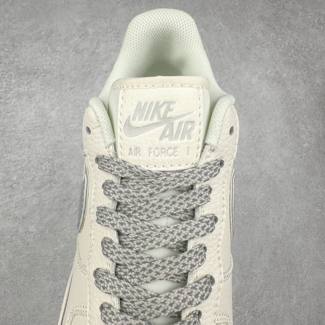 图片[5]-NK Air Force 1´07 Low 空军一号低帮百搭休闲运动板鞋 HD1968-009 柔软、弹性十足的缓震性能和出色的中底设计 横跨复古与现代的外型结合 造就出风靡全球 三十多年的Force 1 直到今天还深受青睐 尺码：36 36.5 37.5 38 38.5 39 40 40.5 41 42 42.5 43 44 44.5 45-选品中心