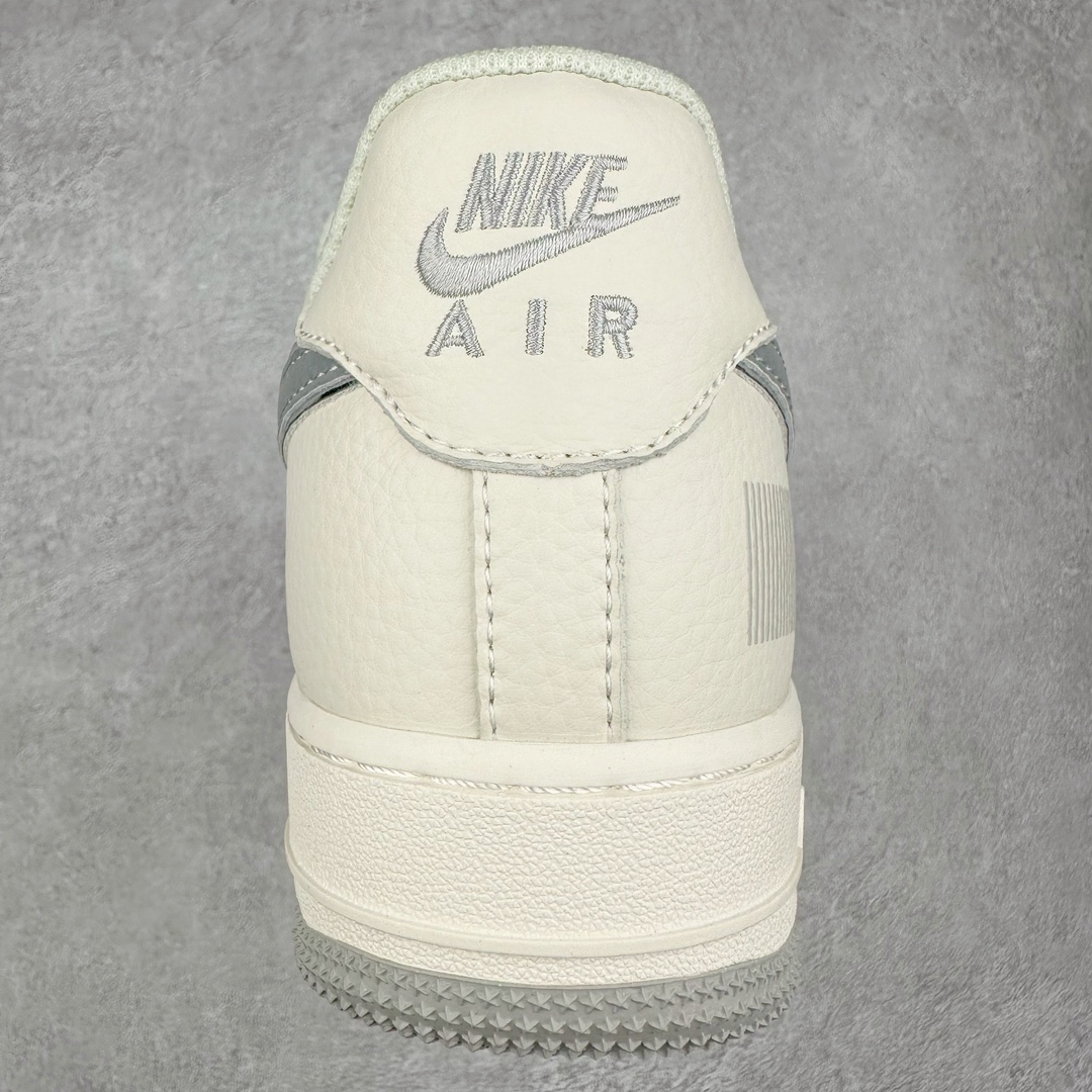 图片[8]-NK Air Force 1´07 Low 空军一号低帮百搭休闲运动板鞋 HD1968-009 柔软、弹性十足的缓震性能和出色的中底设计 横跨复古与现代的外型结合 造就出风靡全球 三十多年的Force 1 直到今天还深受青睐 尺码：36 36.5 37.5 38 38.5 39 40 40.5 41 42 42.5 43 44 44.5 45-选品中心