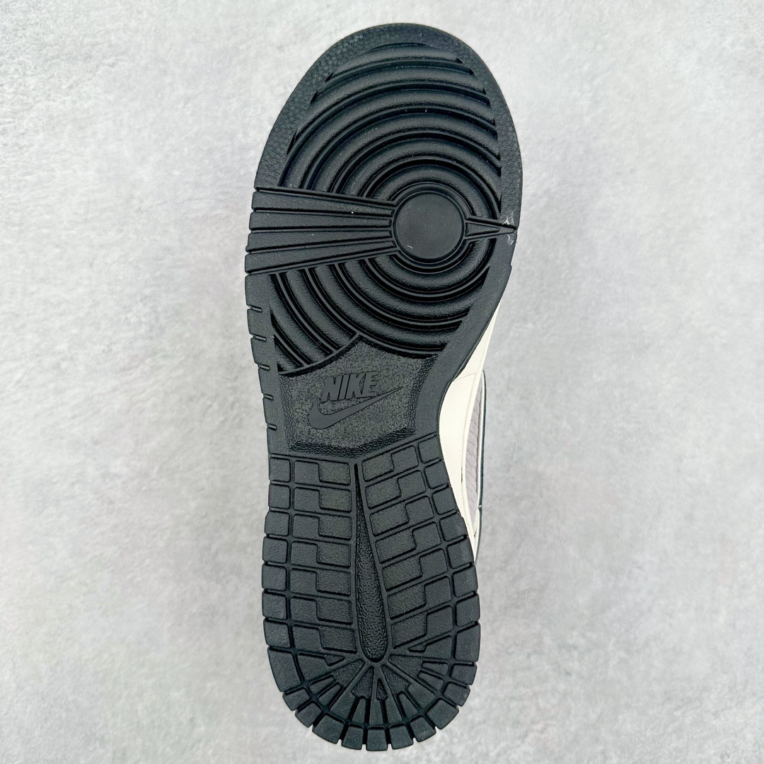 图片[9]-NK Dunk Low 定制配色 SJ1089-014 大厂出品 极力推荐 原装头层材料 独家版型蒸餾加工帶來的是更好的视觉和脚感体验大厂纯原品质出货 清洁度 电绣工艺 皮料切割干净无任何毛边 细节完美 尺码：36 36.5 37.5 38 38.5 39 40 40.5 41 42 42.5 43 44 44.5 45 46 47.5-选品中心