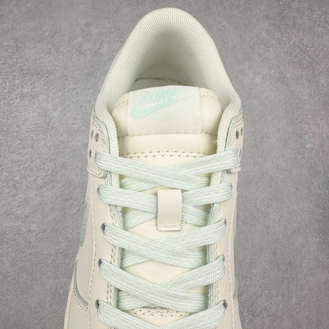 图片[5]-NK Dunk Low 定制配色 XX2025-658 大厂出品 极力推荐 原装头层材料 独家版型蒸餾加工帶來的是更好的视觉和脚感体验大厂纯原品质出货 清洁度 电绣工艺 皮料切割干净无任何毛边 细节完美 尺码：36 36.5 37.5 38 38.5 39 40 40.5 41 42 42.5 43 44 44.5 45 46 47.5-选品中心