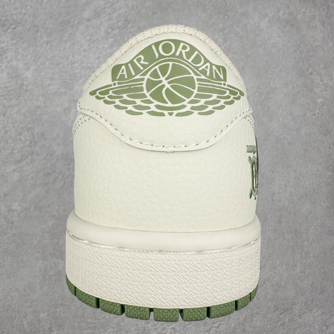 图片[8]-TS x Air Jordan AJ1 Low 倒钩低帮联名定制配色 DM7866-020 原厂内置气垫魔块 A模大底 头层小牛皮 鞋舌AJ原厂专用牛津布+AJ专用反口珍珠布+原厂无杂质高弹内里海棉+特殊封边弹力鞋带 尺码：36 36.5 37.5 38 38.5 39 40 40.5 41 42 42.5 43 44 44.5 45 46 47.5-选品中心