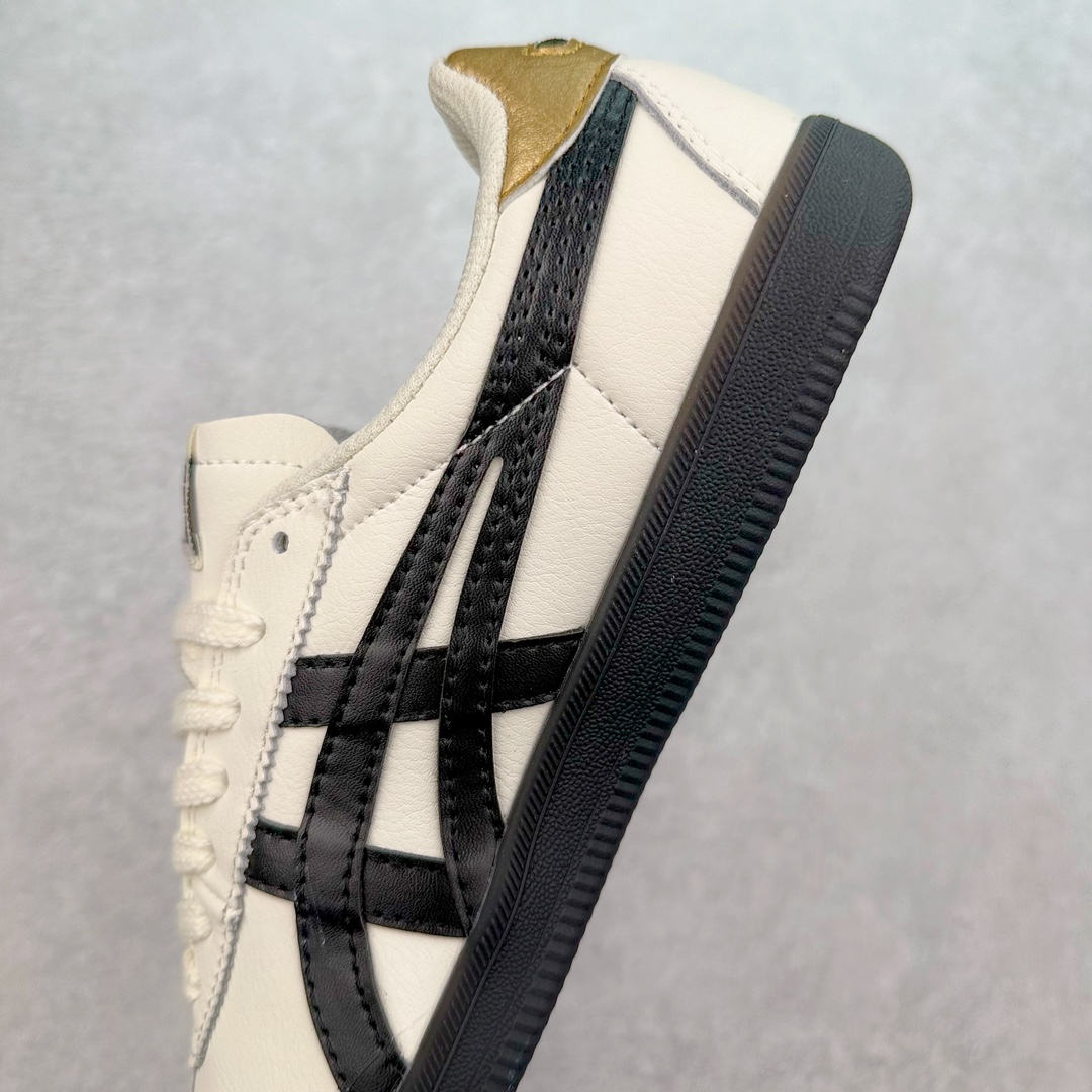 图片[7]-＃福利特价 Asics Onitsuka Tige TOKUTEN 亚瑟士鬼冢虎男女士复古跑鞋街拍潮鞋低帮板鞋经典款中性复古运动鞋 轻盈舒适 时尚与复古与一体 轻盈的款式 适合夏天~简单的设定配合修长的线条 全鞋身均以麖皮打造 散发着日本新一代的潮流品味 无论配衬任何造型都能胜任 Tokuten 精神来自80年代的室内用鞋 T-TOE前足补强设计 环状中底底部结构 橡胶大底元素 防滑耐磨的同时保持着鞋子的轻盈 并提供良好牵引力 脚感柔软舒适 长时间行走也不会觉得脚部不适 经典复刻款 休闲百搭 中性款男女都可穿 尺码：36 37 37.5 38 39 40.5 41.5 42 42.5 43.5 44 45-选品中心