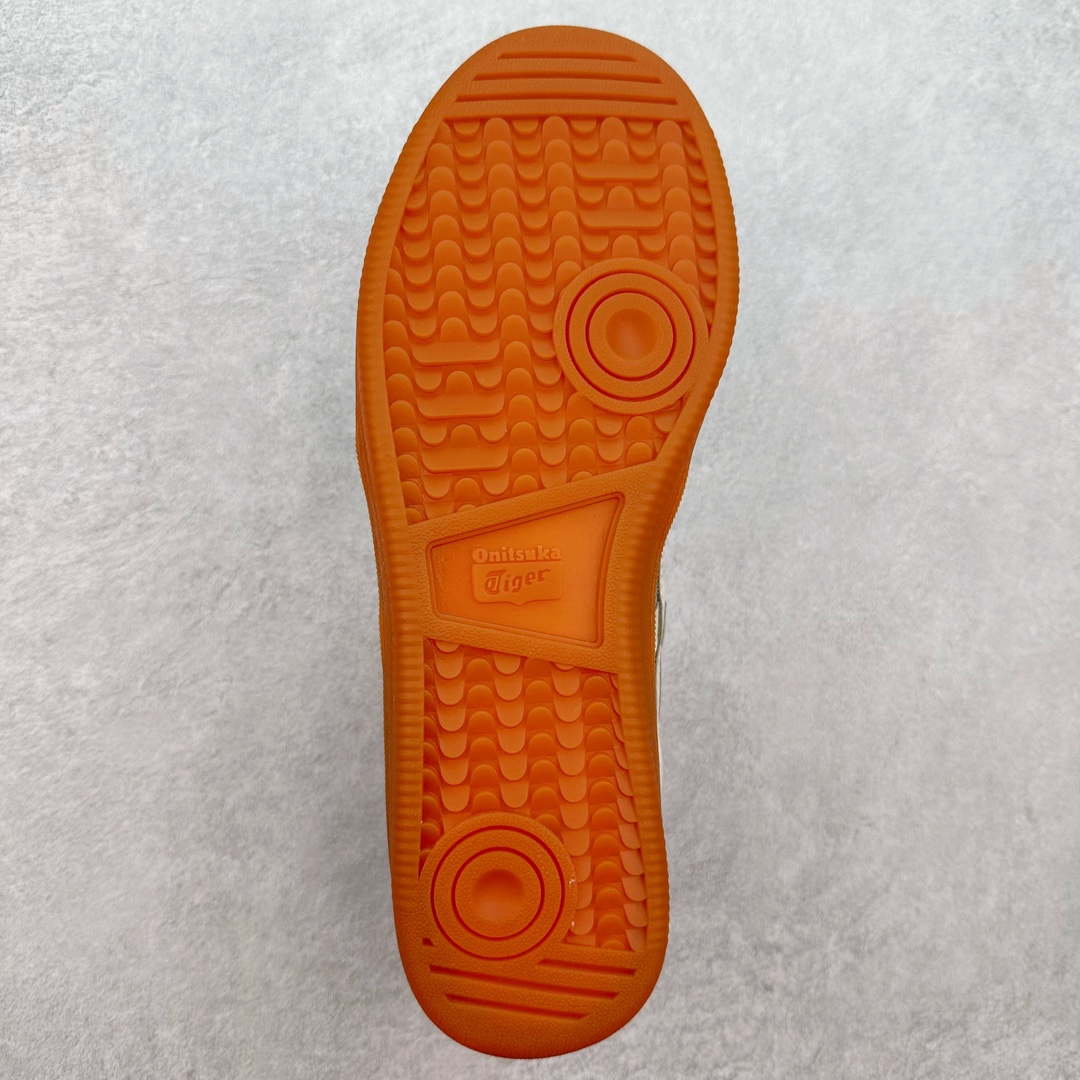 图片[9]-＃福利特价 Asics Onitsuka Tige TOKUTEN 亚瑟士鬼冢虎男女士复古跑鞋街拍潮鞋低帮板鞋经典款中性复古运动鞋 轻盈舒适 时尚与复古与一体 轻盈的款式 适合夏天~简单的设定配合修长的线条 全鞋身均以麖皮打造 散发着日本新一代的潮流品味 无论配衬任何造型都能胜任 Tokuten 精神来自80年代的室内用鞋 T-TOE前足补强设计 环状中底底部结构 橡胶大底元素 防滑耐磨的同时保持着鞋子的轻盈 并提供良好牵引力 脚感柔软舒适 长时间行走也不会觉得脚部不适 经典复刻款 休闲百搭 中性款男女都可穿 尺码：36 37 37.5 38 39 40.5 41.5 42 42.5 43.5 44 45-选品中心