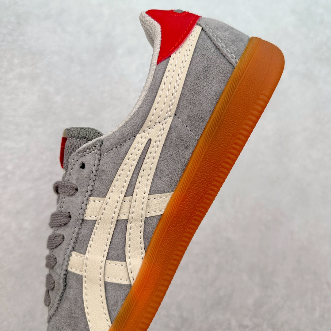 图片[7]-＃福利特价 Asics Onitsuka Tige TOKUTEN 亚瑟士鬼冢虎男女士复古跑鞋街拍潮鞋低帮板鞋经典款中性复古运动鞋 轻盈舒适 时尚与复古与一体 轻盈的款式 适合夏天~简单的设定配合修长的线条 全鞋身均以麖皮打造 散发着日本新一代的潮流品味 无论配衬任何造型都能胜任 Tokuten 精神来自80年代的室内用鞋 T-TOE前足补强设计 环状中底底部结构 橡胶大底元素 防滑耐磨的同时保持着鞋子的轻盈 并提供良好牵引力 脚感柔软舒适 长时间行走也不会觉得脚部不适 经典复刻款 休闲百搭 中性款男女都可穿 尺码：36 37 37.5 38 39 40.5 41.5 42 42.5 43.5 44 45-选品中心