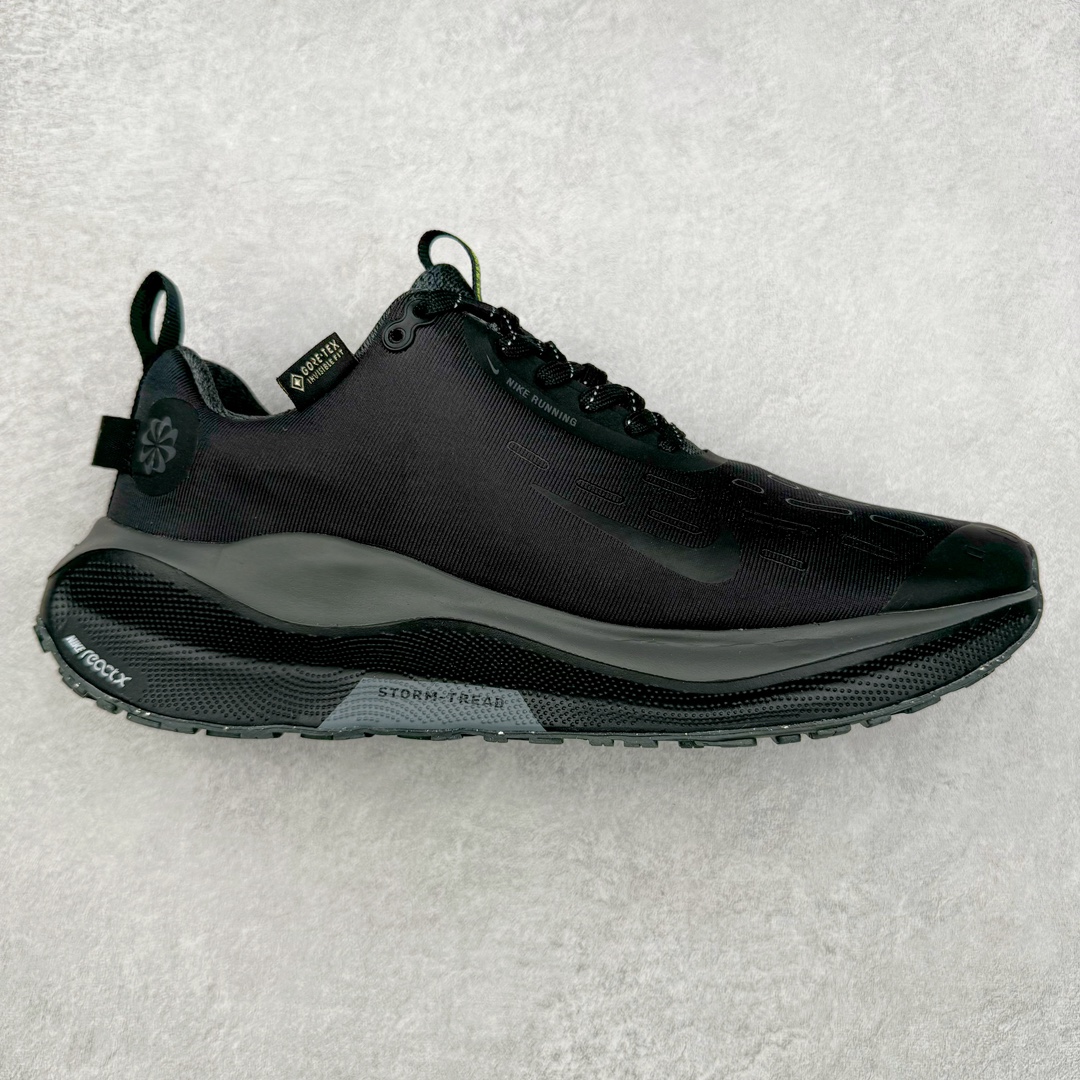 NK Infinity Run 4 Gore-Tex 耐克防水公路助力畅跑鞋 FB2197-002 鞋身融入 GORE-TEX 防水层 搭配柔软鞋口在下雨时帮助双足保持干爽舒适 结合 NK ReactX 泡绵提供高出 React 泡绵 13% 的能量回馈 尺码：36 36.5 37.5 38 38.5 39 40 40.5 41.5 42 42.5 43 44 44.5 45-选品中心