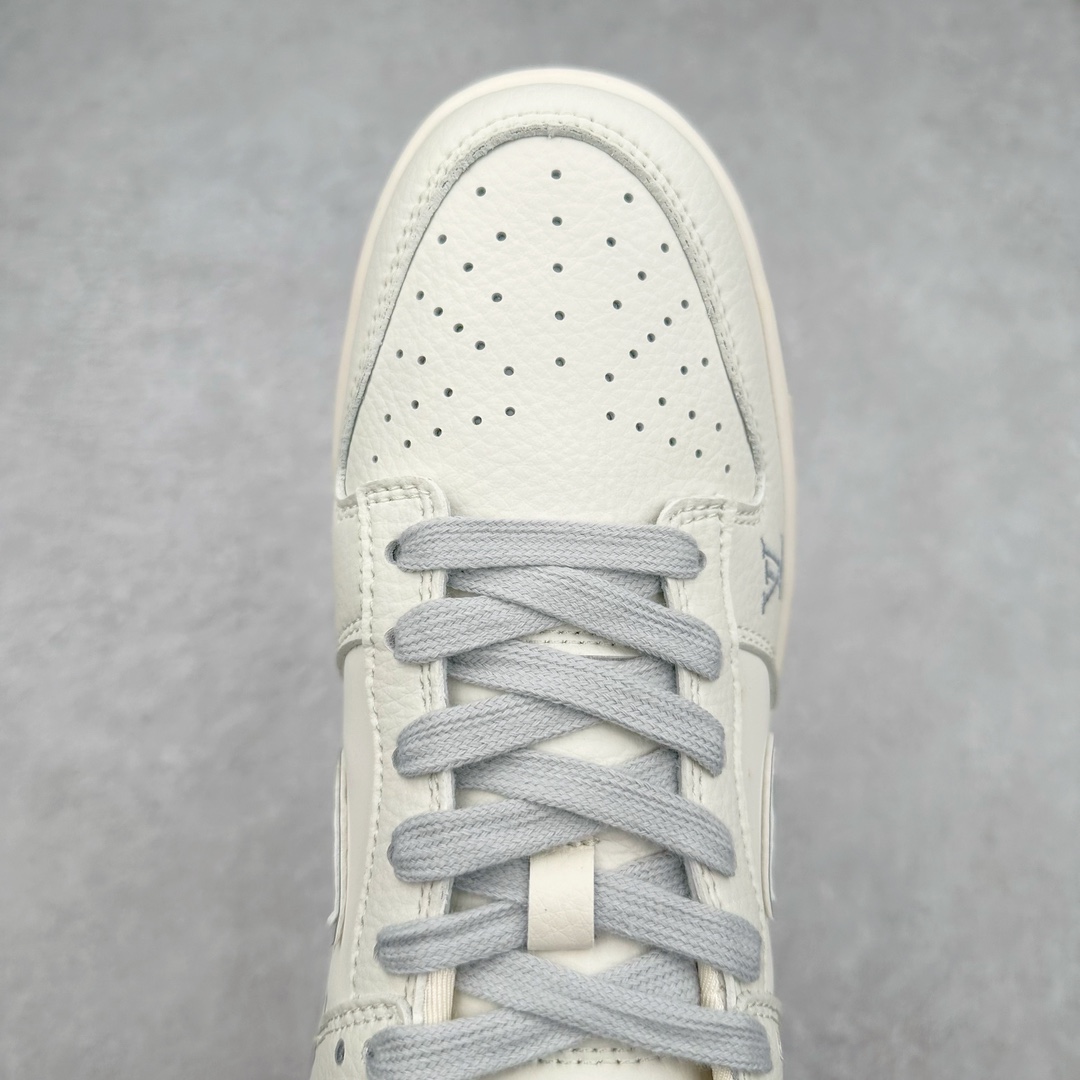 图片[4]-NK Dunk Low 定制配色 DQ1098-355 大厂出品 极力推荐 原装头层材料 独家版型蒸餾加工帶來的是更好的视觉和脚感体验大厂纯原品质出货 清洁度 电绣工艺 皮料切割干净无任何毛边 细节完美 尺码：36 36.5 37.5 38 38.5 39 40 40.5 41 42 42.5 43 44 44.5 45 46 47.5-选品中心