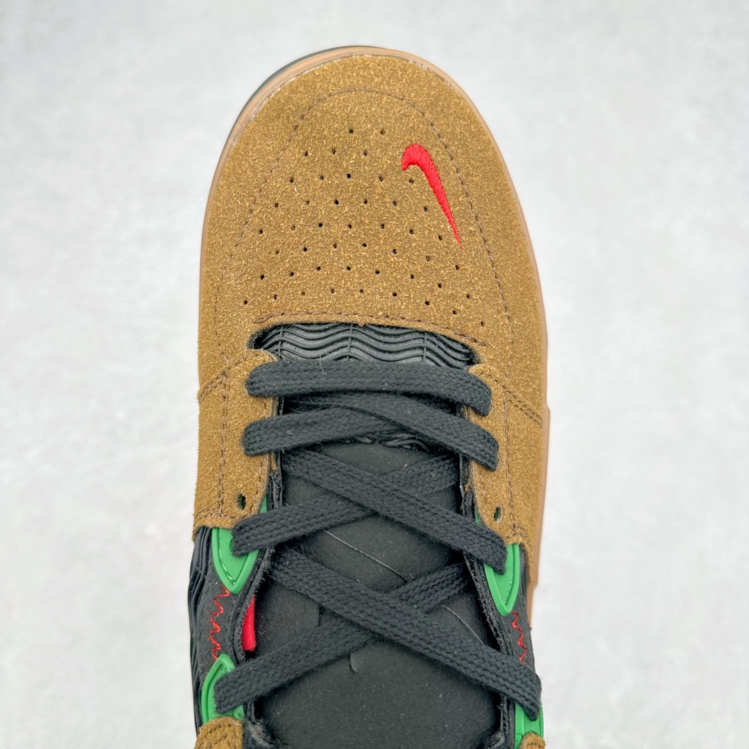 图片[4]-NK SB Ishod 翻毛皮织物小倒钩防滑耐磨轻便 低帮板鞋 在绒面革的鞋身上 波浪纹的网布材质出现在侧身和鞋舌位置 似乎结合了 Ishod Wair 最为喜爱的汽车元素 另外为提升舒适性能 后跟位置加入海绵凸起材质 鞋底注入 React 气垫缓震技术 为增加保护性能 中底位置还融入一圈 TPU 元素 在鞋身设计元素中 鞋帮位置出现了倒钩 Swoosh Logo 鞋头位置的迷你 Swoosh 标志彰显细节 最后鞋舌与后跟位置的 Ishod 和 SB 彰显个人签名滑板鞋款 尺码：36 36.5 37.5 38 38.5 39 40 40.5 41 42 42.5 43 44 44.5 45-选品中心