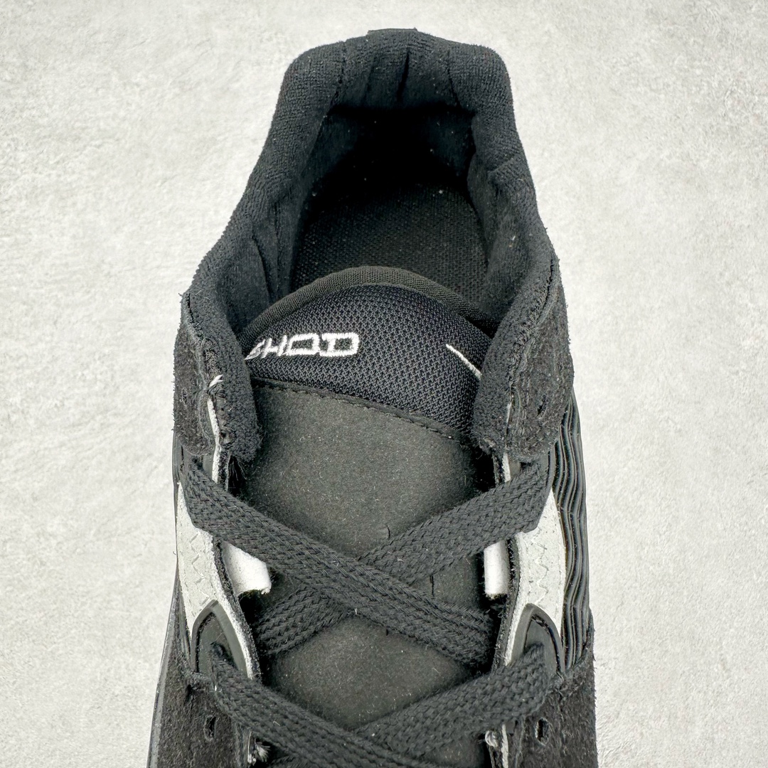 图片[5]-NK SB Ishod 翻毛皮织物小倒钩防滑耐磨轻便 低帮板鞋 在绒面革的鞋身上 波浪纹的网布材质出现在侧身和鞋舌位置 似乎结合了 Ishod Wair 最为喜爱的汽车元素 另外为提升舒适性能 后跟位置加入海绵凸起材质 鞋底注入 React 气垫缓震技术 为增加保护性能 中底位置还融入一圈 TPU 元素 在鞋身设计元素中 鞋帮位置出现了倒钩 Swoosh Logo 鞋头位置的迷你 Swoosh 标志彰显细节 最后鞋舌与后跟位置的 Ishod 和 SB 彰显个人签名滑板鞋款 尺码：36 36.5 37.5 38 38.5 39 40 40.5 41 42 42.5 43 44 44.5 45-选品中心