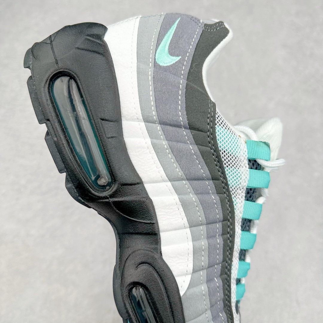图片[6]-＃MX版 NK Air Max 95 复古减震气垫跑鞋 FN4710-100 经典重温 外单专供大厂出品 品质稳定 一百余色 终端操作 鞋款设计灵感源于人体构造 中底设计基于人体的脊柱构造 是整体设计的核心 尼龙孔眼代表了肋骨 而分层式面板和网眼象征着肌肉纤维和肉体组织 Air Max 95采用了两个独立的吹塑成型的Air-Sole单元 并首次在前掌使用可视化气垫设计 Swoosh logo夜当作一个 点符号放在了鞋子的后帮位置 20年的发展让 AIR MAX 95有了不同的故事 20年后再度面向世人的时候 焕然一新的面貌 让人有了另外一种清新脱俗的感觉 尺码：39 40 40.5 41 42 42.5 43 44 44.5 45 46 47.5 48-选品中心