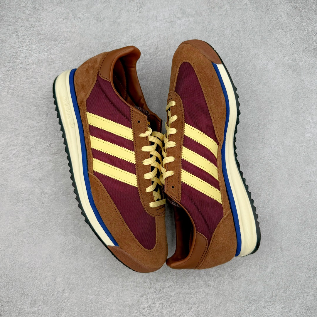 图片[3]-＃CS AD Wmns SL72 OG 系列德训足球风百搭低帮休闲运动板鞋 IE3425 采用高弹EVA+MODEL+RB三层组合底 区别市面RB一体大底 三层组合鞋底重量与原鞋一致 Originals 将有「T 头鞋」造型的诞生于 1972 年的 SL72 鞋款复刻带回 各位买鞋又有新选择了 1972 年 SL72 问世后 引领了后来阿迪达斯的跑鞋发展方向 其中「SL」代表了 Super Light 彰显了产品轻便的特性 1972 年 SL72 问世后 引领了后来阿迪达斯的跑鞋发展方向 其中「SL」代表了 Super Light 彰显了产品轻便的特性 这次 Originals 延续其轻质经典的基因 带来男女两款 SL72 男生款带来 SL72 RS 鞋型 RS 意为 Reshaped（重塑）鞋款在保留了经典的外观基础上 在尼龙材质里增加了填充物 使鞋型更加挺立和饱满 鞋头则更加圆润 鞋底的 EVA 材质则增加了鞋款的高度 女生款则带来 SL72 OG W 鞋型 OG 顾名思义则是致敬经典款式 相较于 RS（Reshaped）鞋款 鞋身更加纤细 其整体鞋身轮廓、线条、细节、材质上尊崇 70 年代 SL72 的设计 还原经典味道 尺码：36 36⅔ 37⅓ 38 38⅔ 39⅓ 40 40⅔ 41⅓ 42 42⅔ 43⅓ 44 44⅔ 45-选品中心