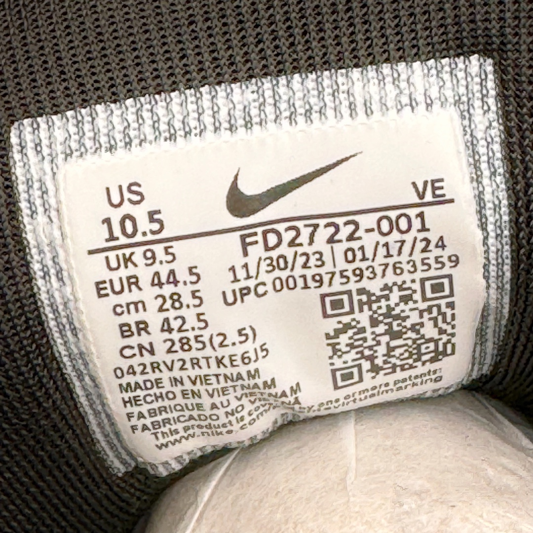 图片[10]-＃TG纯原 NK Zoom Pegasus 飞马41代马拉松系列网面透气缓震疾速跑鞋 FD2722-001 拥有 Zoom Air 一如既往的稳定感和流畅感 鞋面采用工程网眼设计 为特定高热区域营造出色透气性 进一步增加鞋面的穿孔数量 让足部能够快速散热 中足搭配 Flywire 飞线 在高速运动时营造舒适稳定的贴合感 内置Zoon气垫加持 动力十足 尺码：36 36.5 37.5 38 38.5 39 40 40.5 41 42 42.5 43 44 44.5 45-选品中心