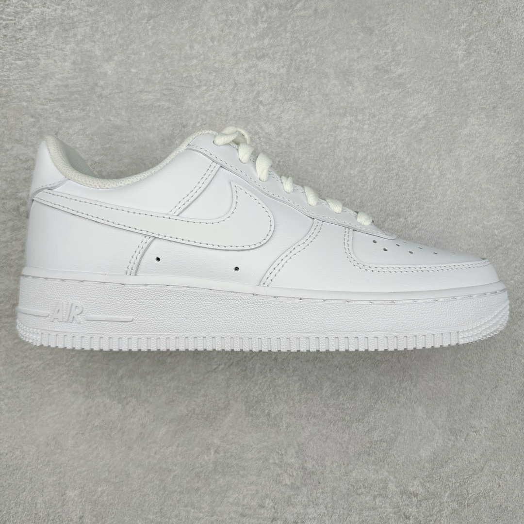 ＃KZ神版特价 NK Air Force 1 Low \'07 空军一号低帮经典板鞋 全白 DD8959-100 同步官方2024专柜在售全新版本细节 更新3/4背胶 全新货号 鞋盒规格 不规则波浪大底咬花 全鞋电脑针车 工整有序 视觉效果满分 原厂拉帮手法 标准四线 密度针距针孔大小控制到位 原装反口里网布海绵 正确卡色网眼大小 新版鞋撑改用纸团代替 原厂港宝加持完美还原灵魂版型 原盒原配从里到外百分百还原 原厂全头层原厂皮料 原标原盒 内置Sole气垫 中底白色背胶 中底划线 已经无限的接近公司 原厂楦头 原厂刺绣 后跟弧度修正 独家私模最大开发到48.5 尺码：35.5 36 36.5 37.5 38 38.5 39 40 40.5 41 42 42.5 43 44 44.5 45 46 47.5 48.5-选品中心