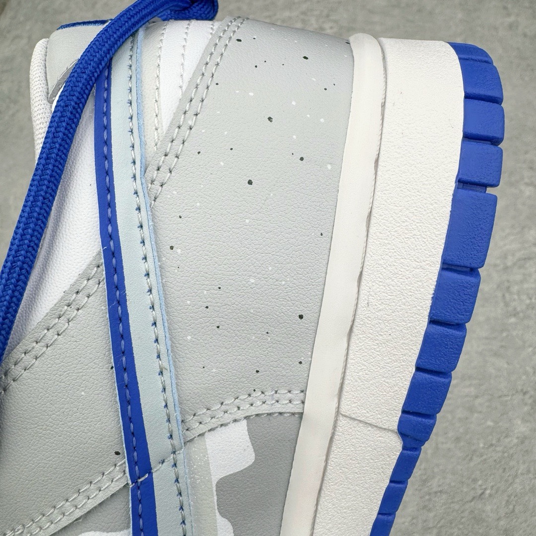 图片[15]-＃YC纯原福利 NK Dunk Low 小熊软糖 蓝灰色 DV0831-104 定制系列天花板 无原鞋不开发 全系列得物原鞋一比一校对开发 配色持续更新中 终端对接 优势输出 全套原厂楦头原纸板数据档案倾力打造 原汁原味莞产 极致还原 圈内最强针车工艺 高端零售指定版 广东原厂配套原盒原标 鞋盒分三个尺码段 原厂冲刀 超高清洁度 全鞋零毛边皮料切割 采用原厂百宏鞋带以及原厂百宏织唛舌标 内标可供原厂几率过验 进口原装条纹中底布 四线拉帮白色点胶 原厂拉帮手法遵循公司 原厂电绣 极致还原 尺码：35.5 36 36.5 37.5 38 38.5 39 40 40.5 41 42 42.5 43 44 44.5 45 46 47.5-选品中心